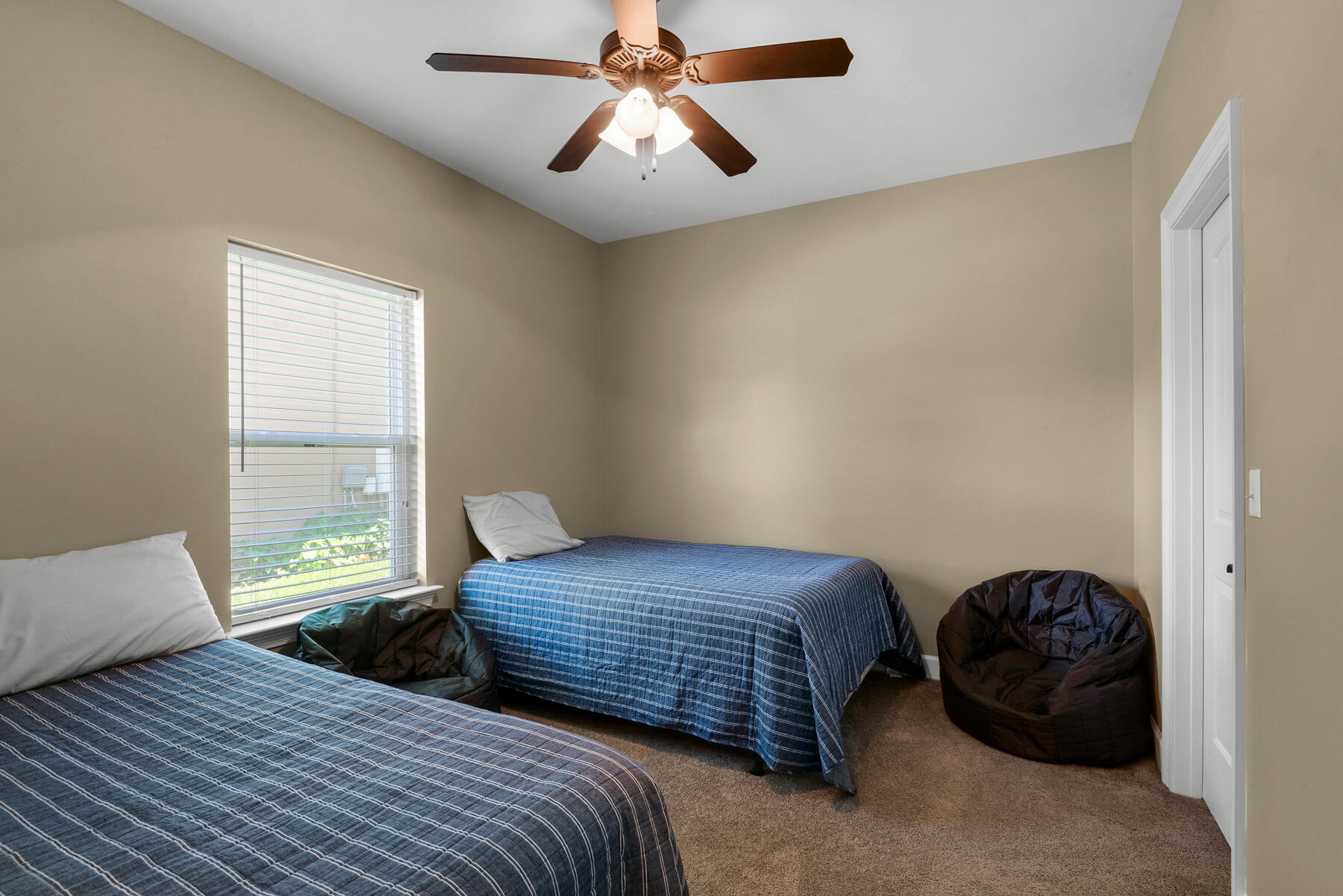 EMERALD BAY PH 1A - Residential