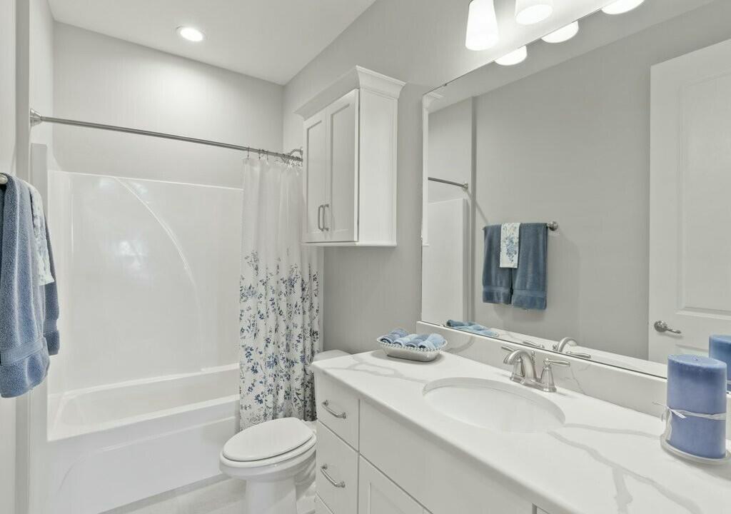 HAMMOCK BAY - Residential