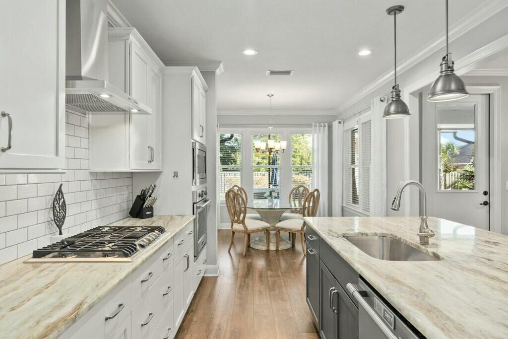 HAMMOCK BAY - Residential