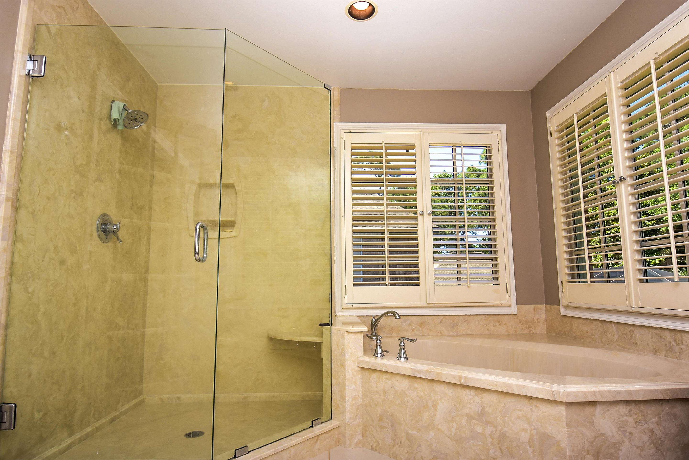 WINDWARD PH 4 - Residential