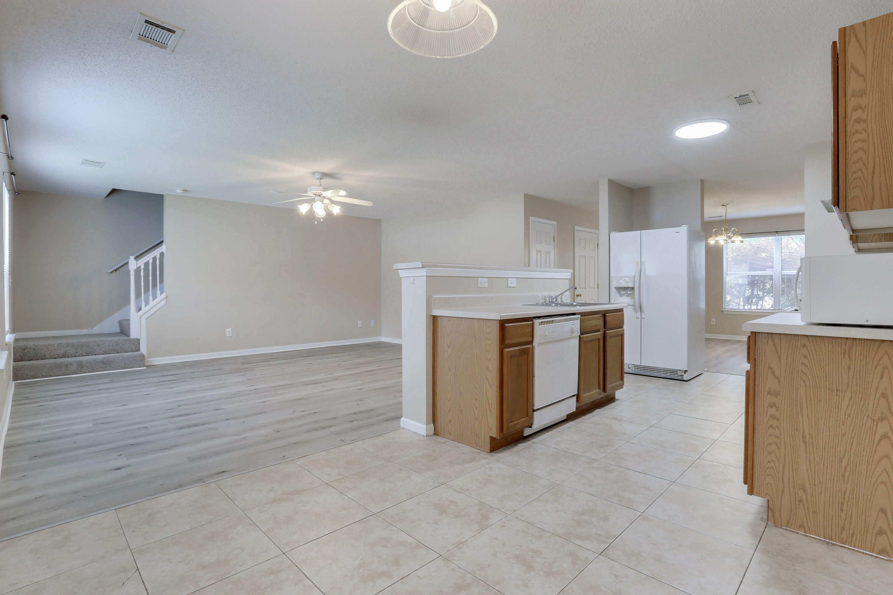 STILLWELL ESTATES - Residential Lease