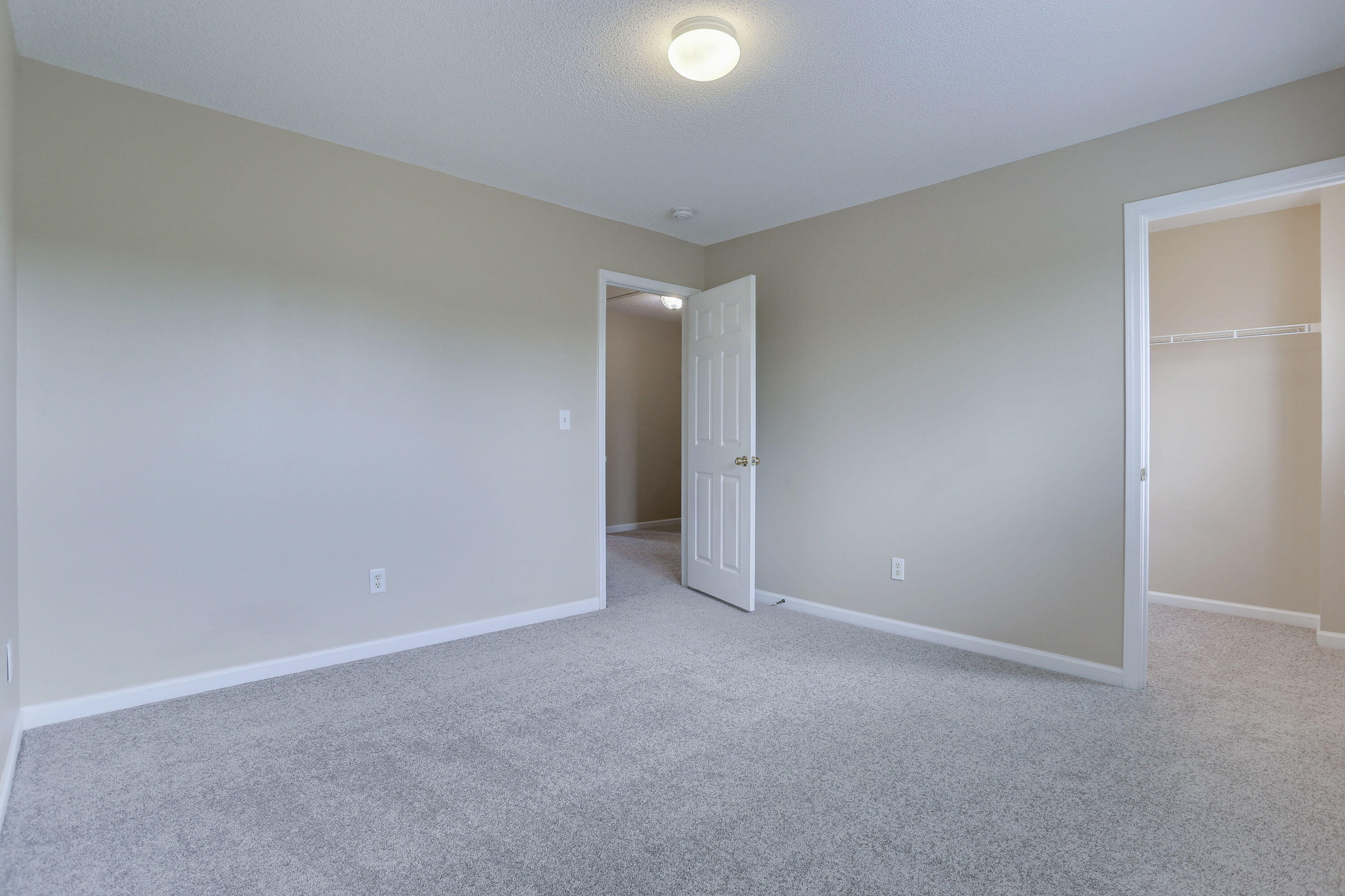 STILLWELL ESTATES - Residential Lease