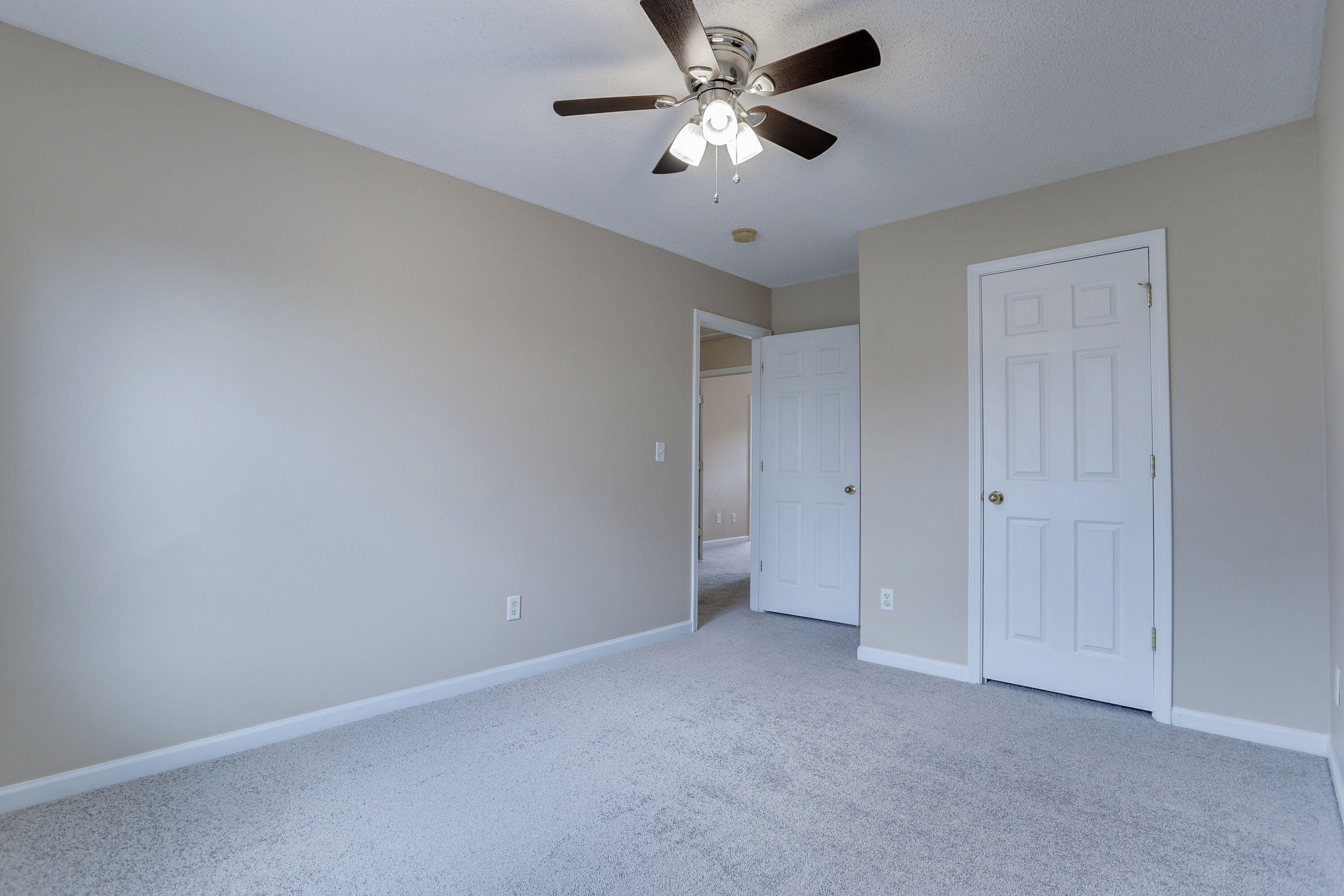 STILLWELL ESTATES - Residential Lease