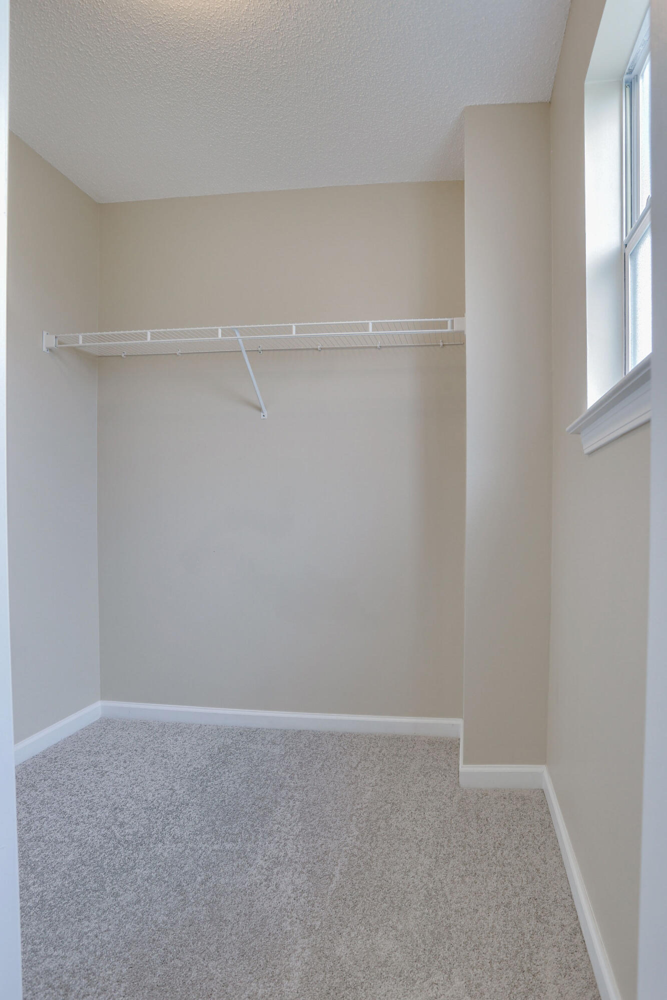 STILLWELL ESTATES - Residential Lease