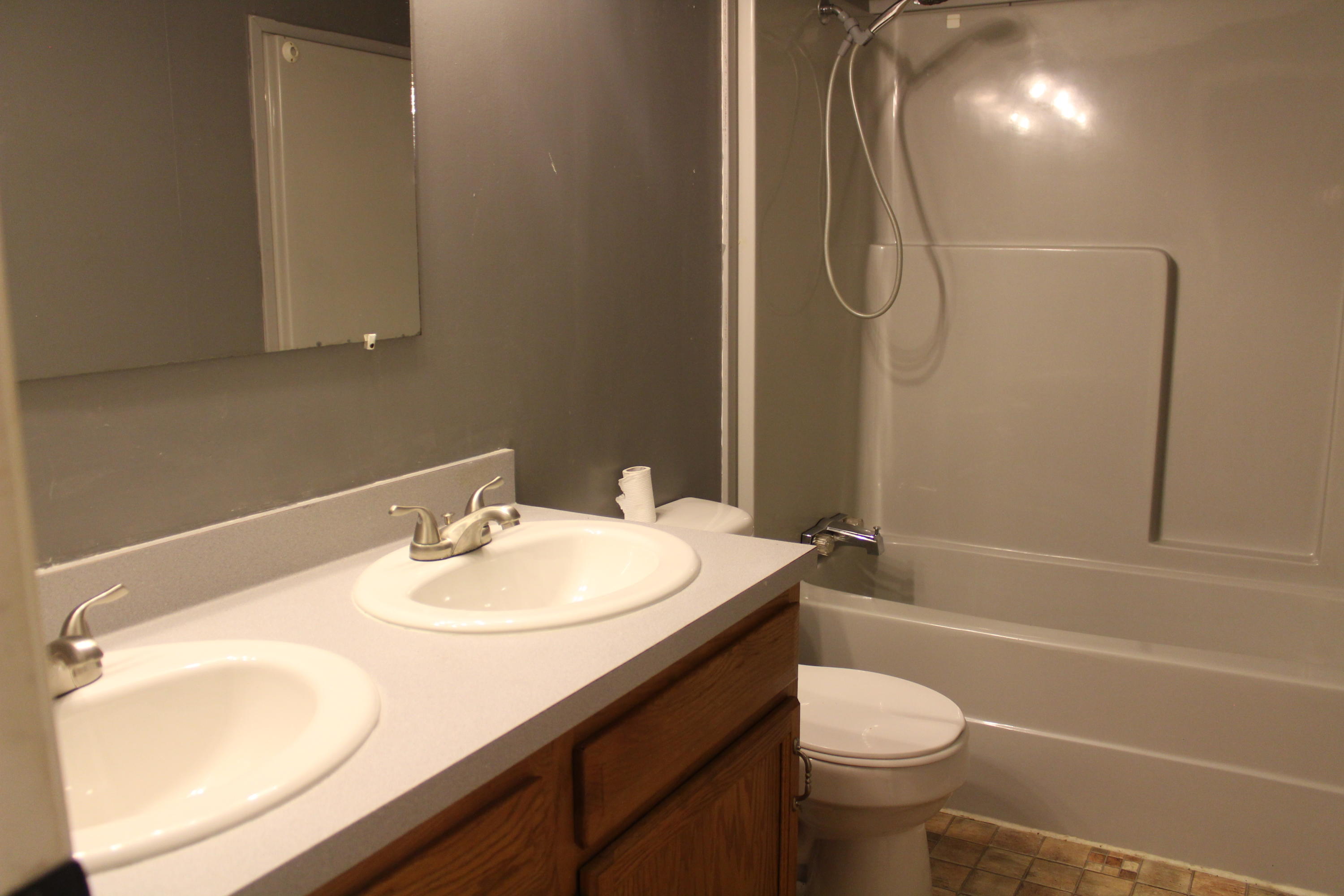 OAKWOOD HILLS UNIT V - Residential