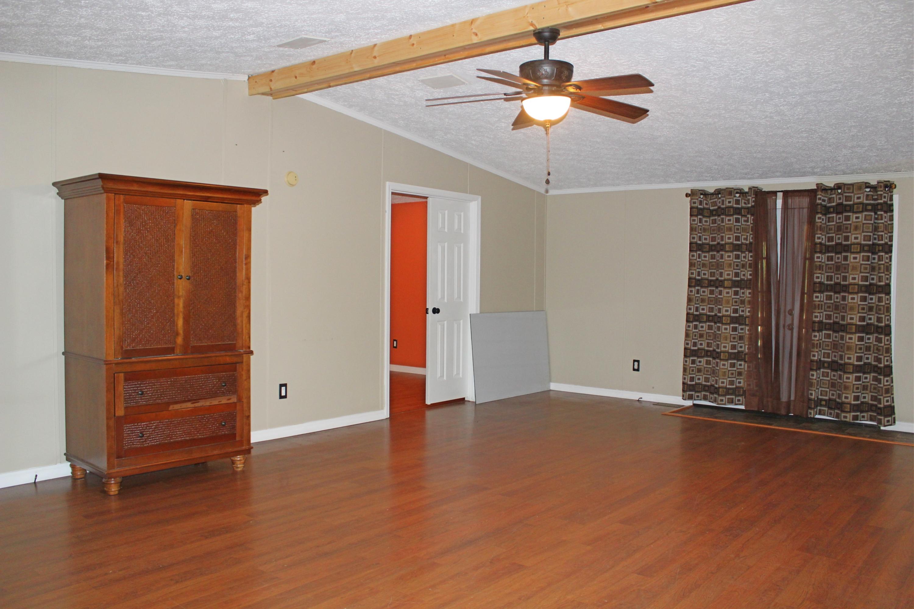 OAKWOOD HILLS UNIT V - Residential