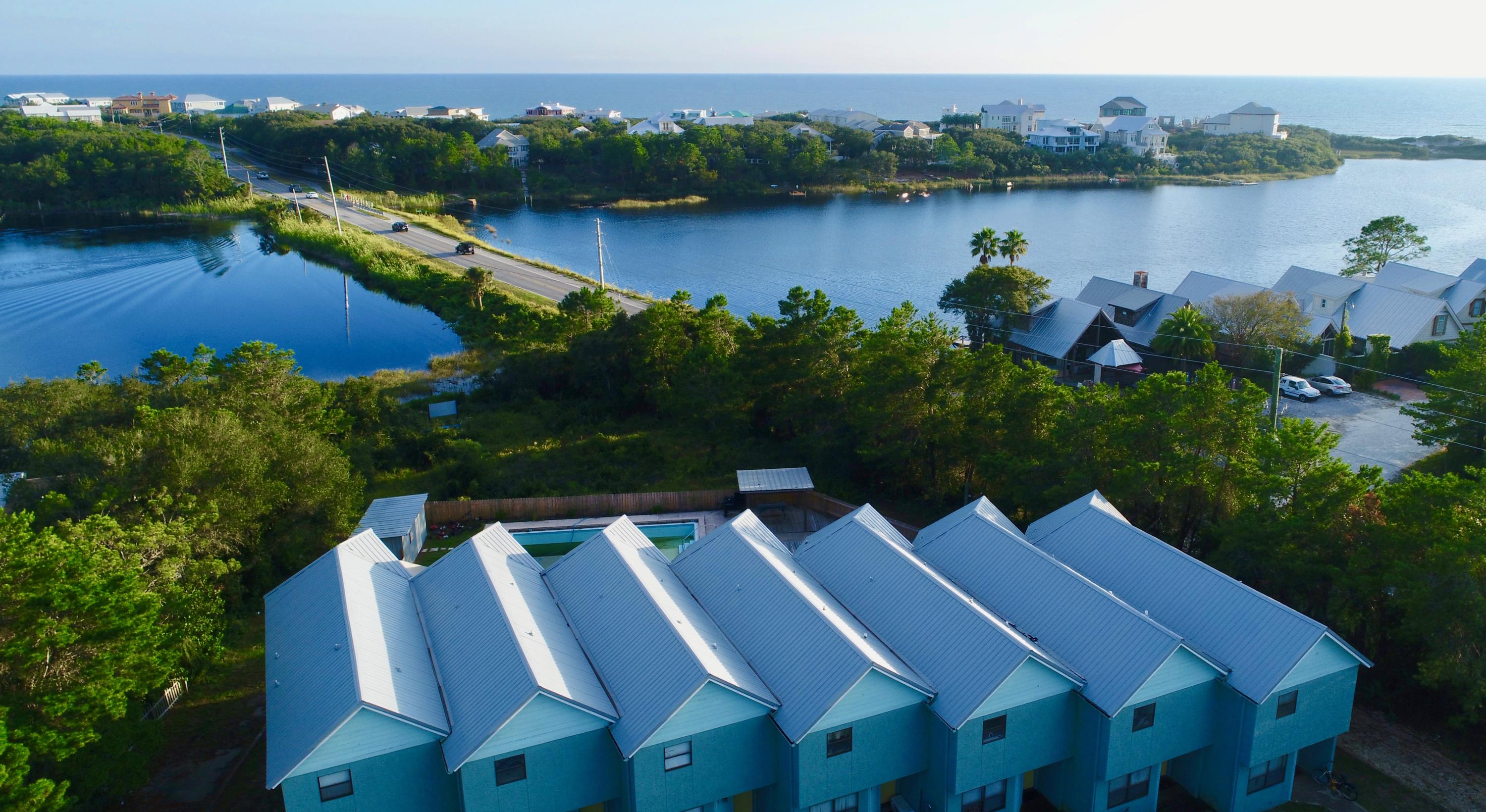 SUNSET VILLAS T/H - Residential