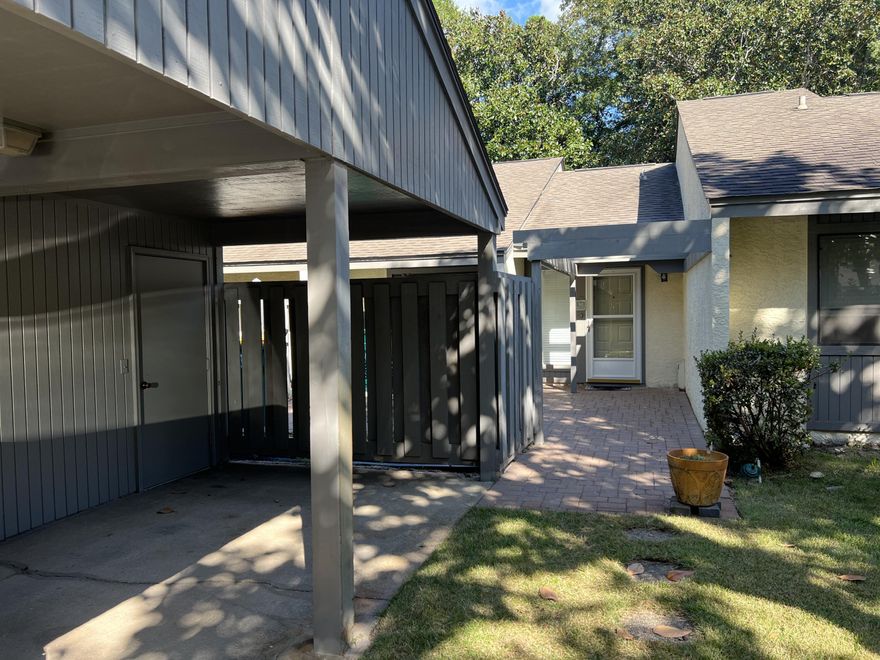 LOOK NO FURTHER!  You have found your next fixer upper to invest in!  This 2/2 quintessential Bluewater Bay Villa is in need of a facelift and priced to sell fast.  Don't miss your opportunity to make something beautiful with this diamond in the rough.  Schedule your showing today and explore the possibilities that await