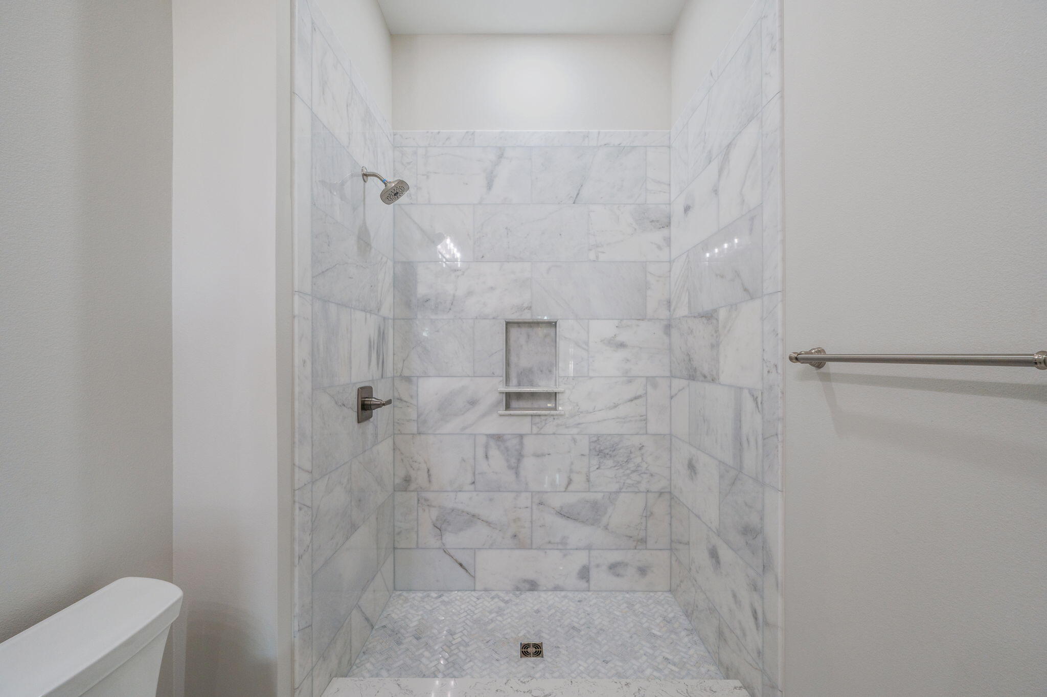 NONESUCH WAY - Residential