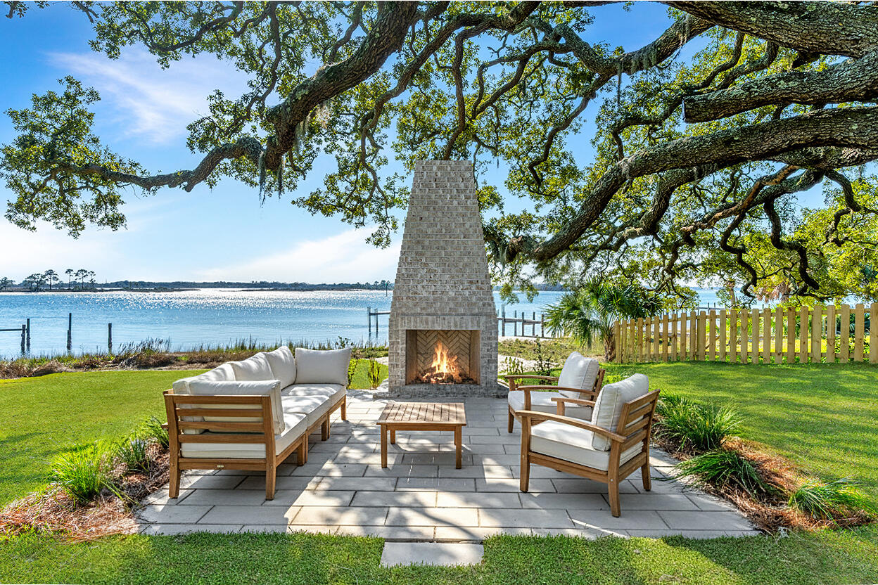 NONESUCH WAY - Residential