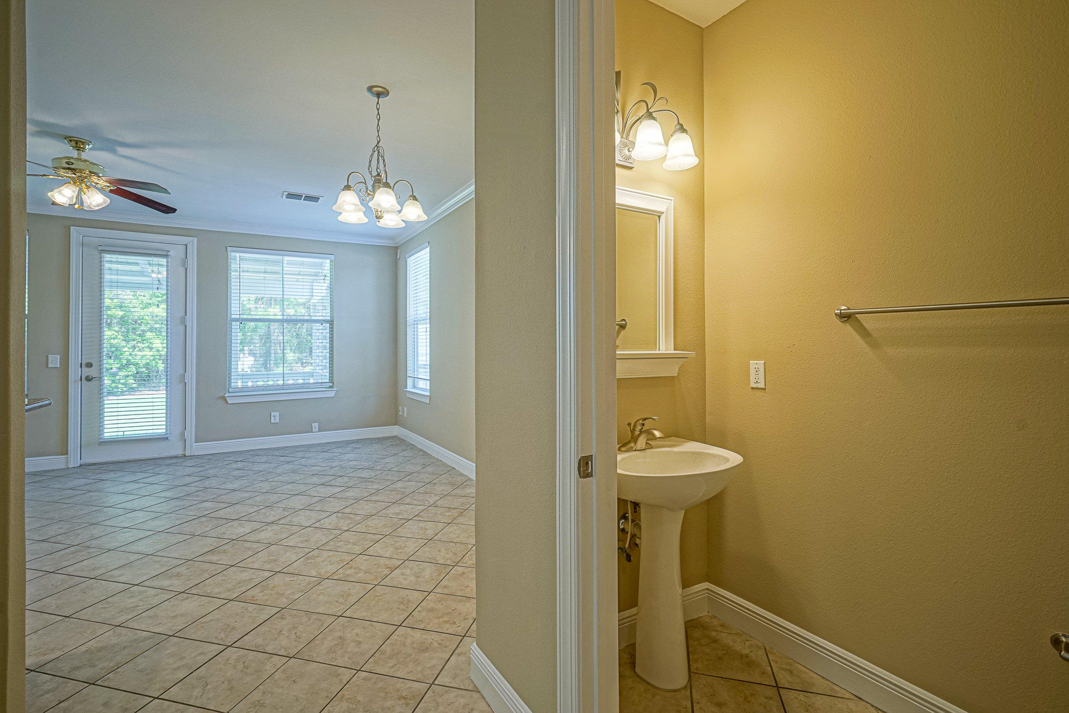 EAGLE BAY - Residential