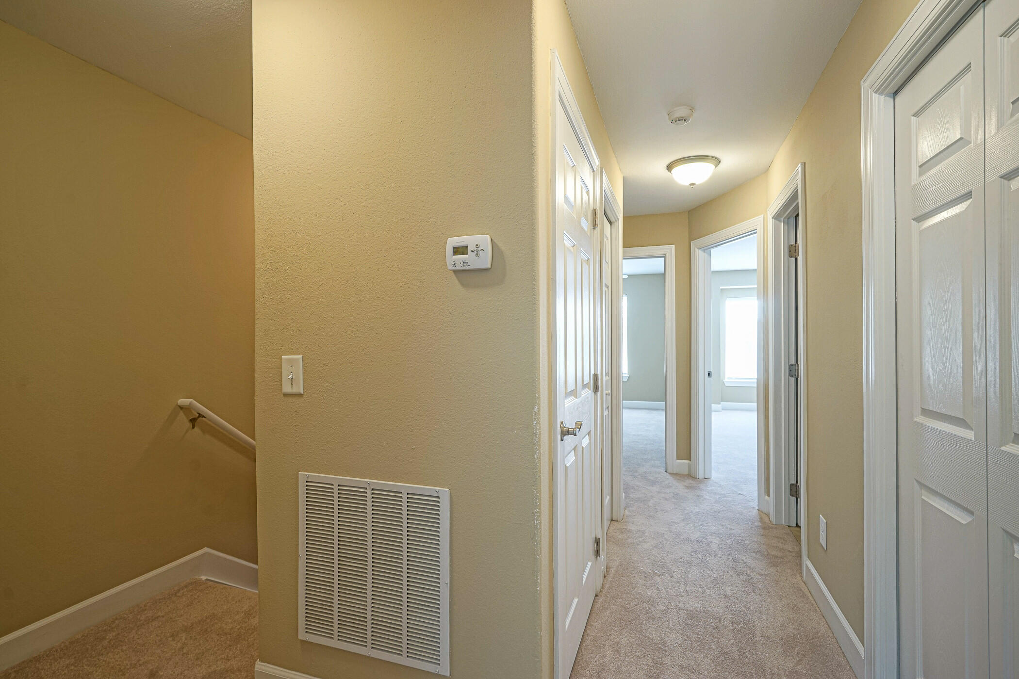 EAGLE BAY - Residential