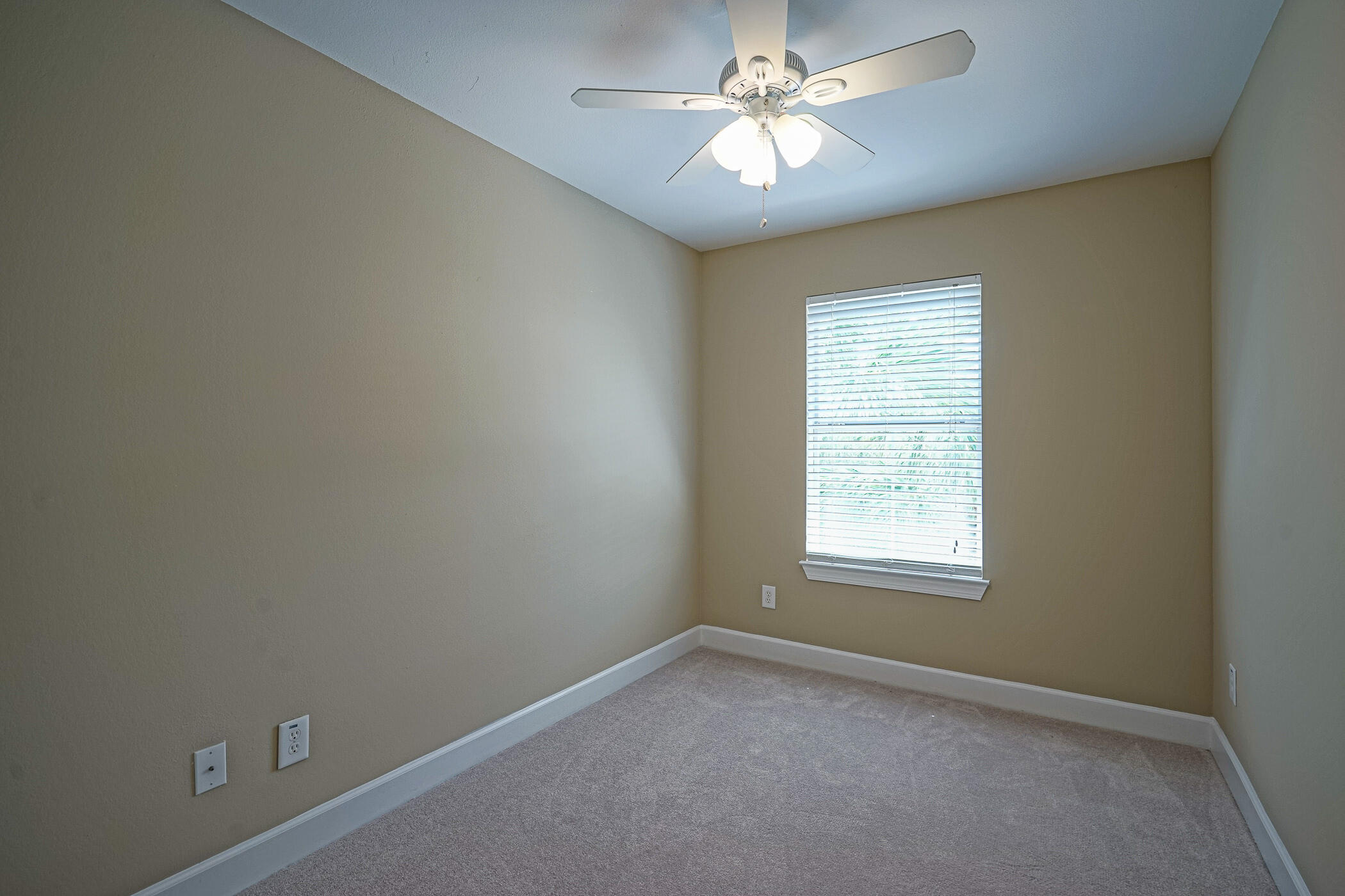 EAGLE BAY - Residential