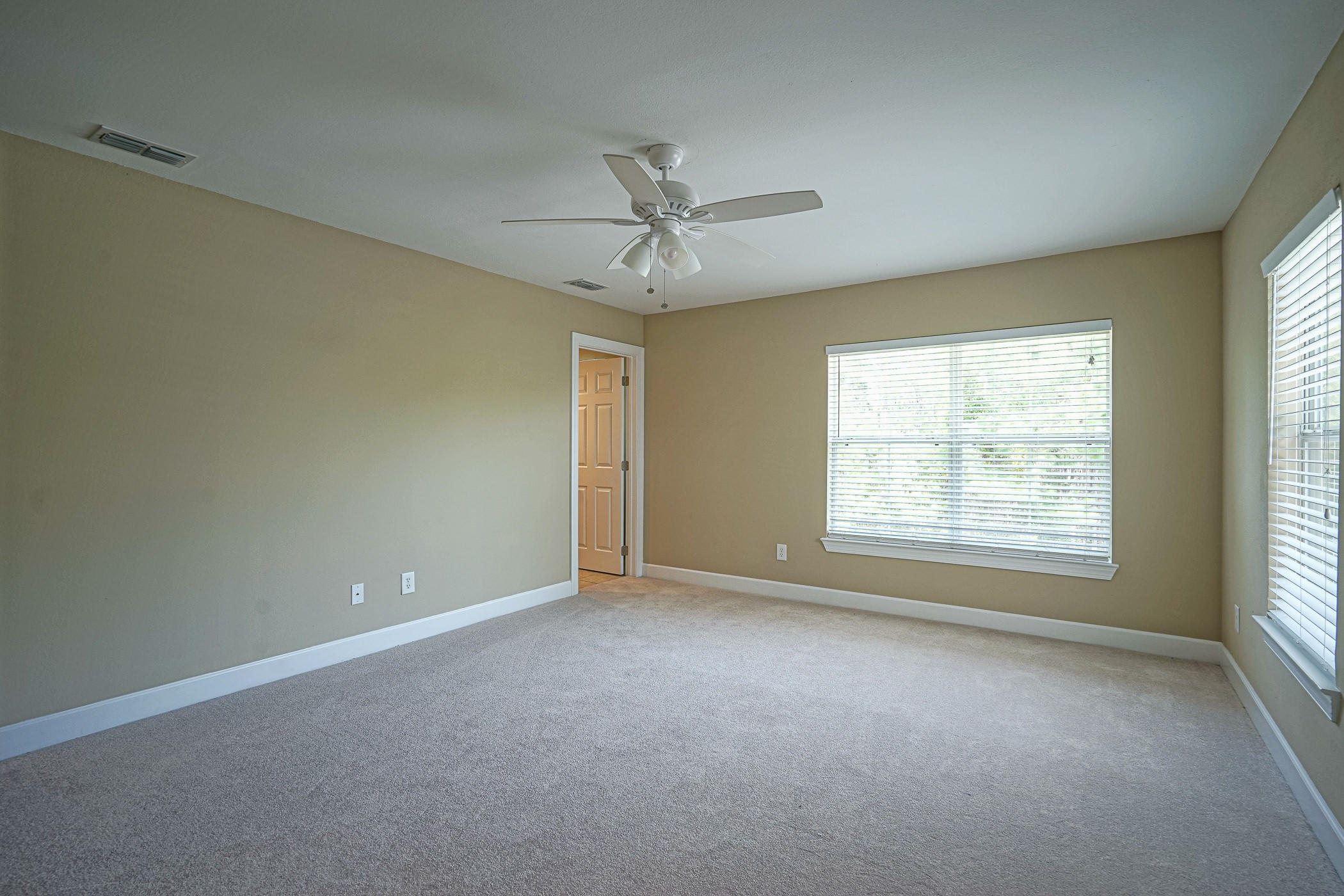 EAGLE BAY - Residential