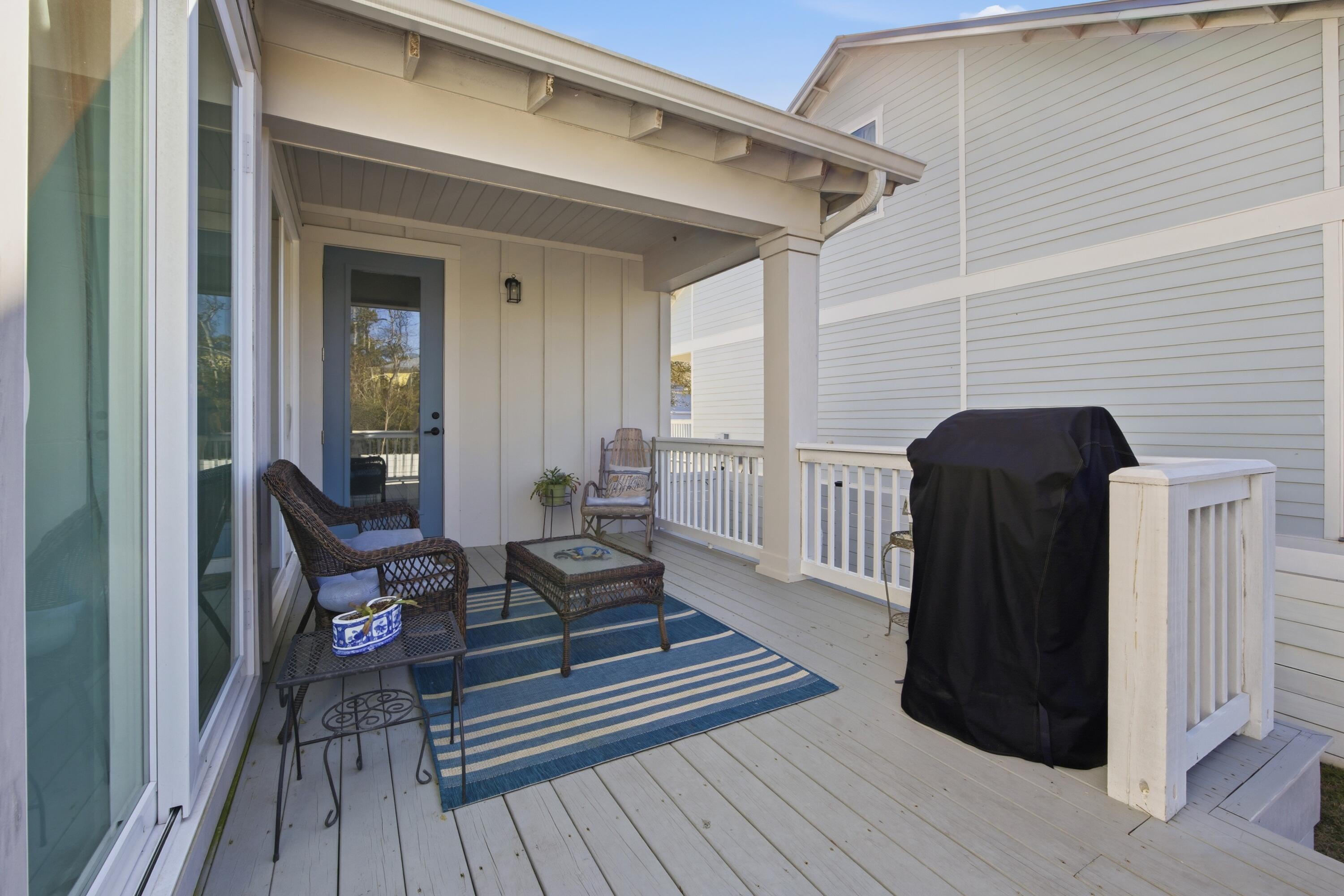 HIDDEN GROVE - Residential