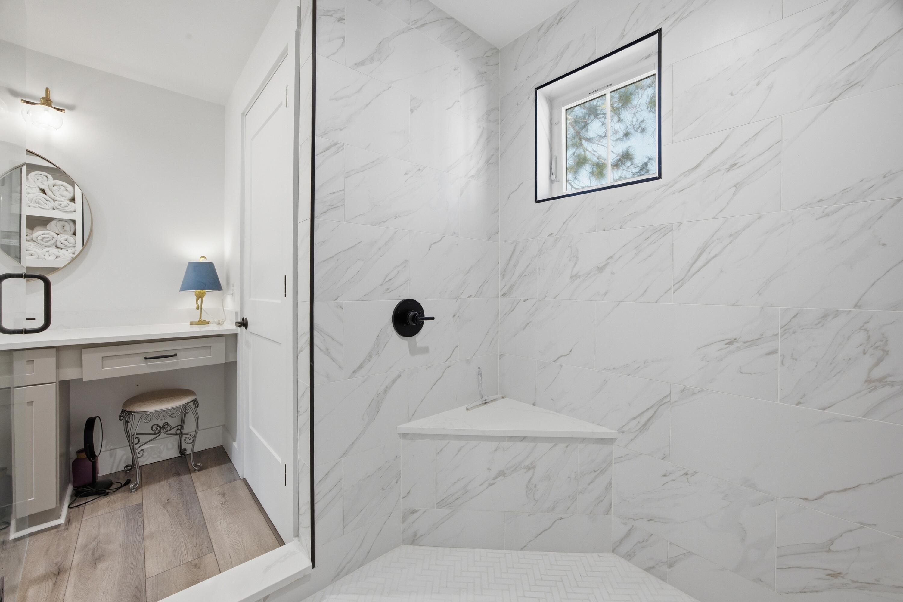 HIDDEN GROVE - Residential