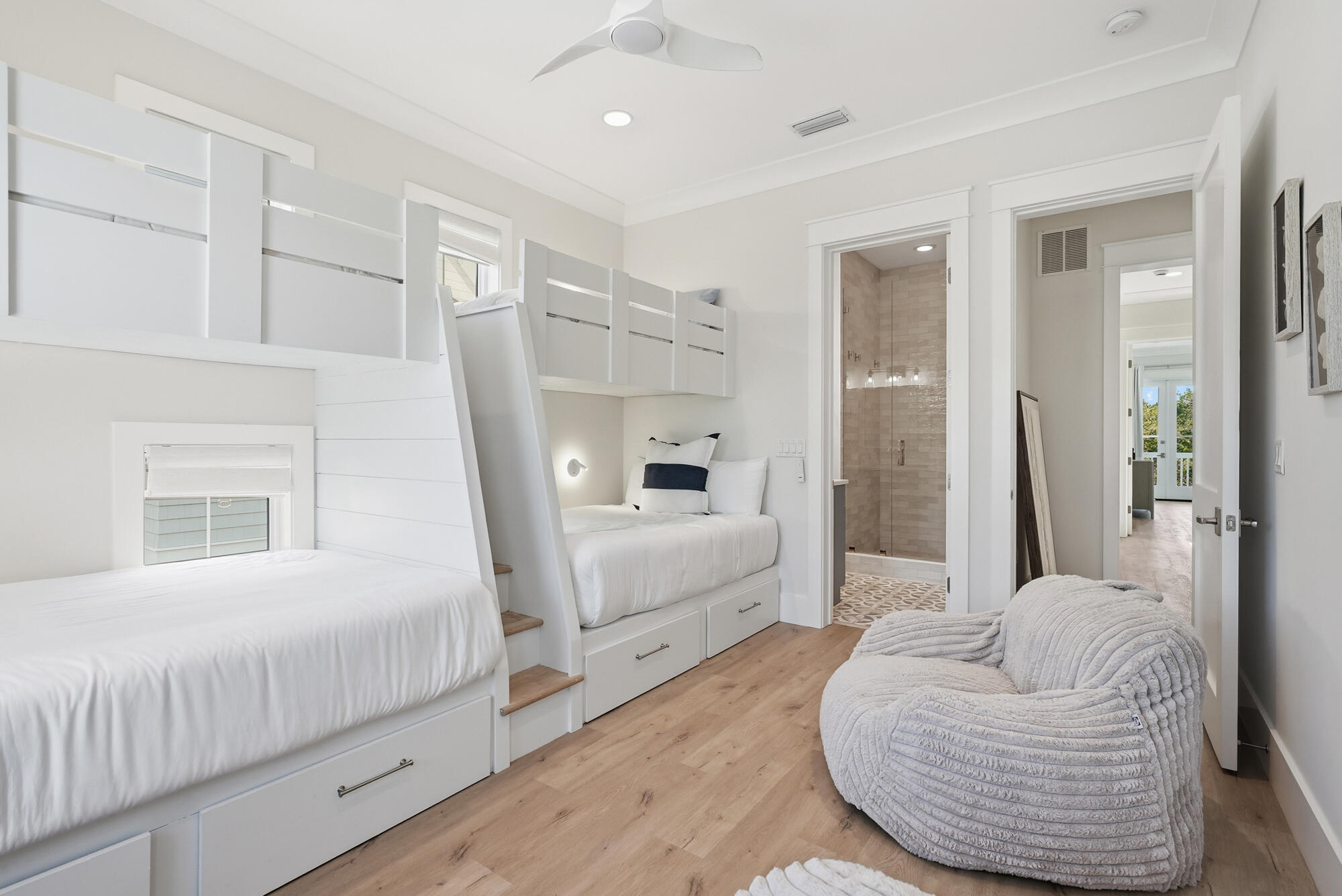 SEACREST - Residential