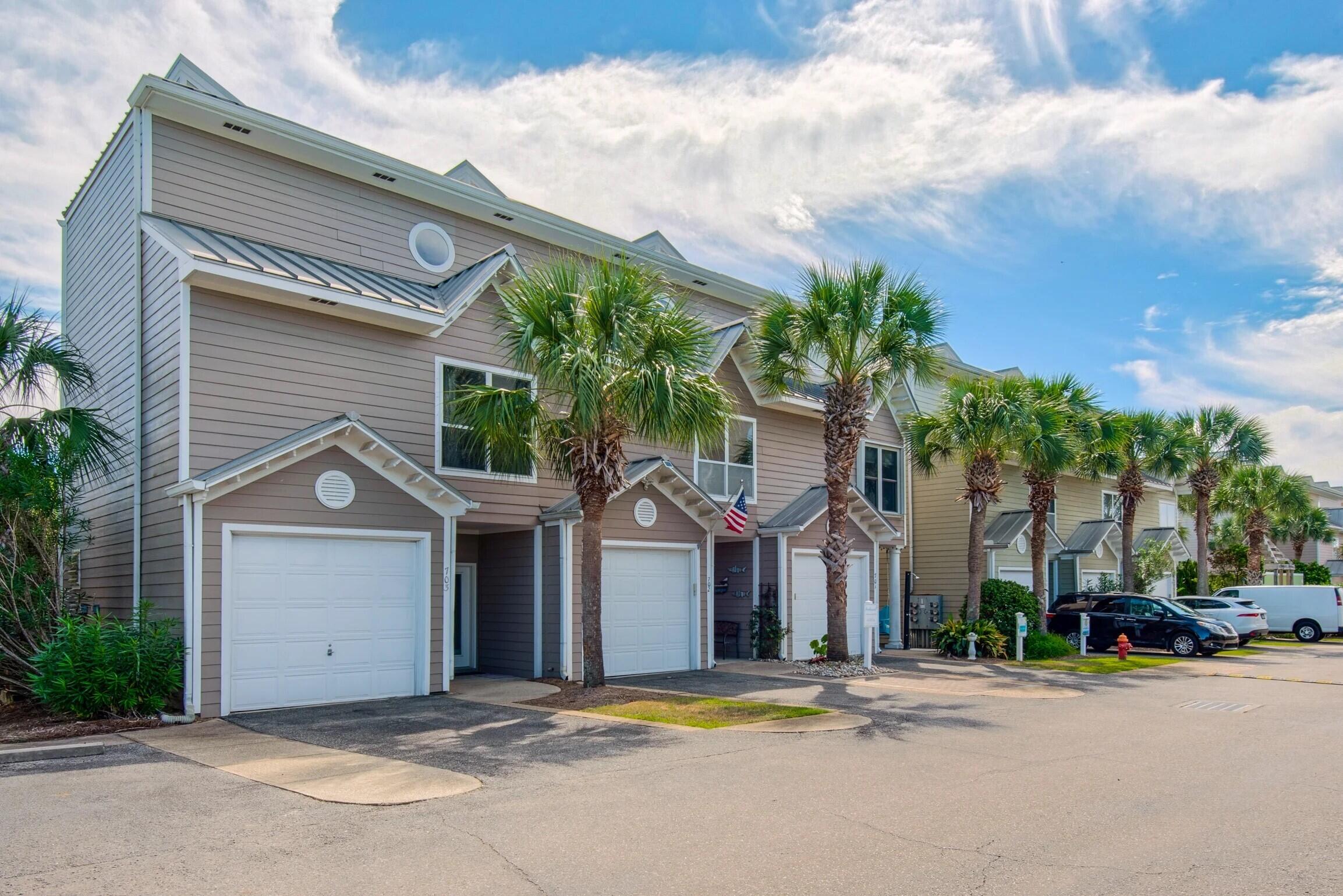 BEACH POINTE - Residential