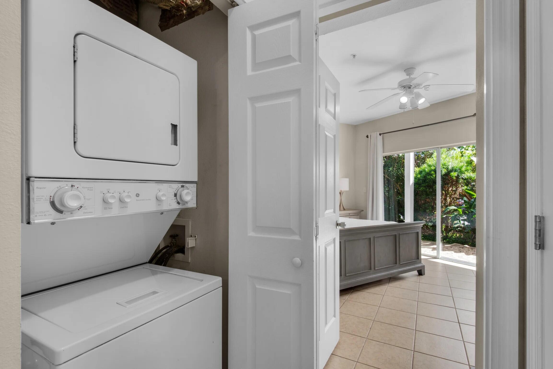 BEACH POINTE - Residential