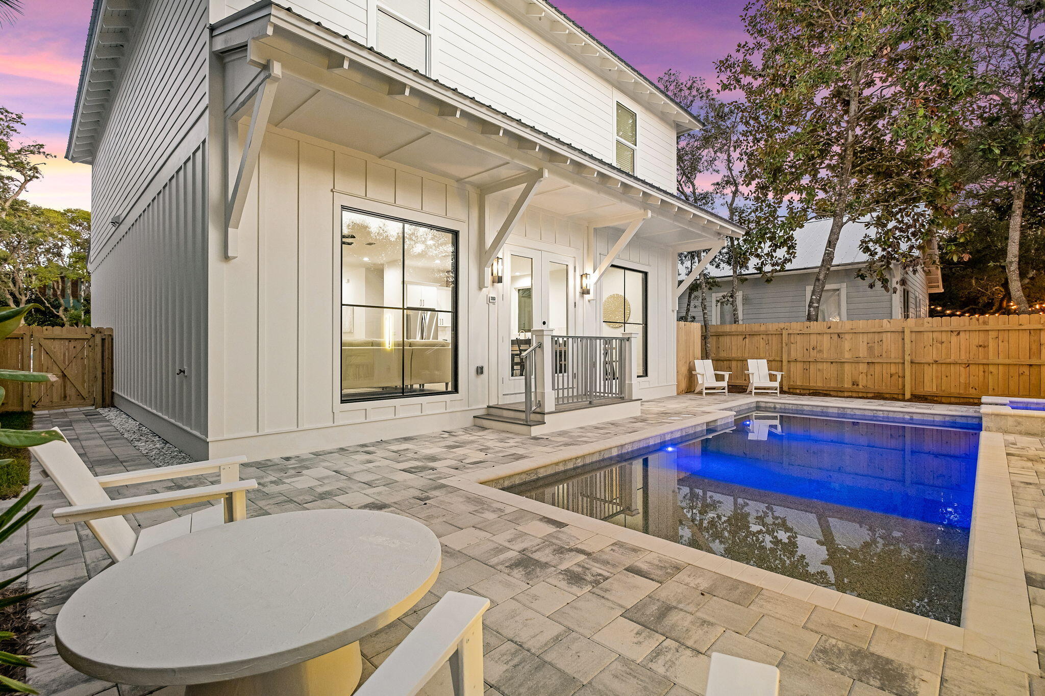 KOKOMO KOVE - Residential