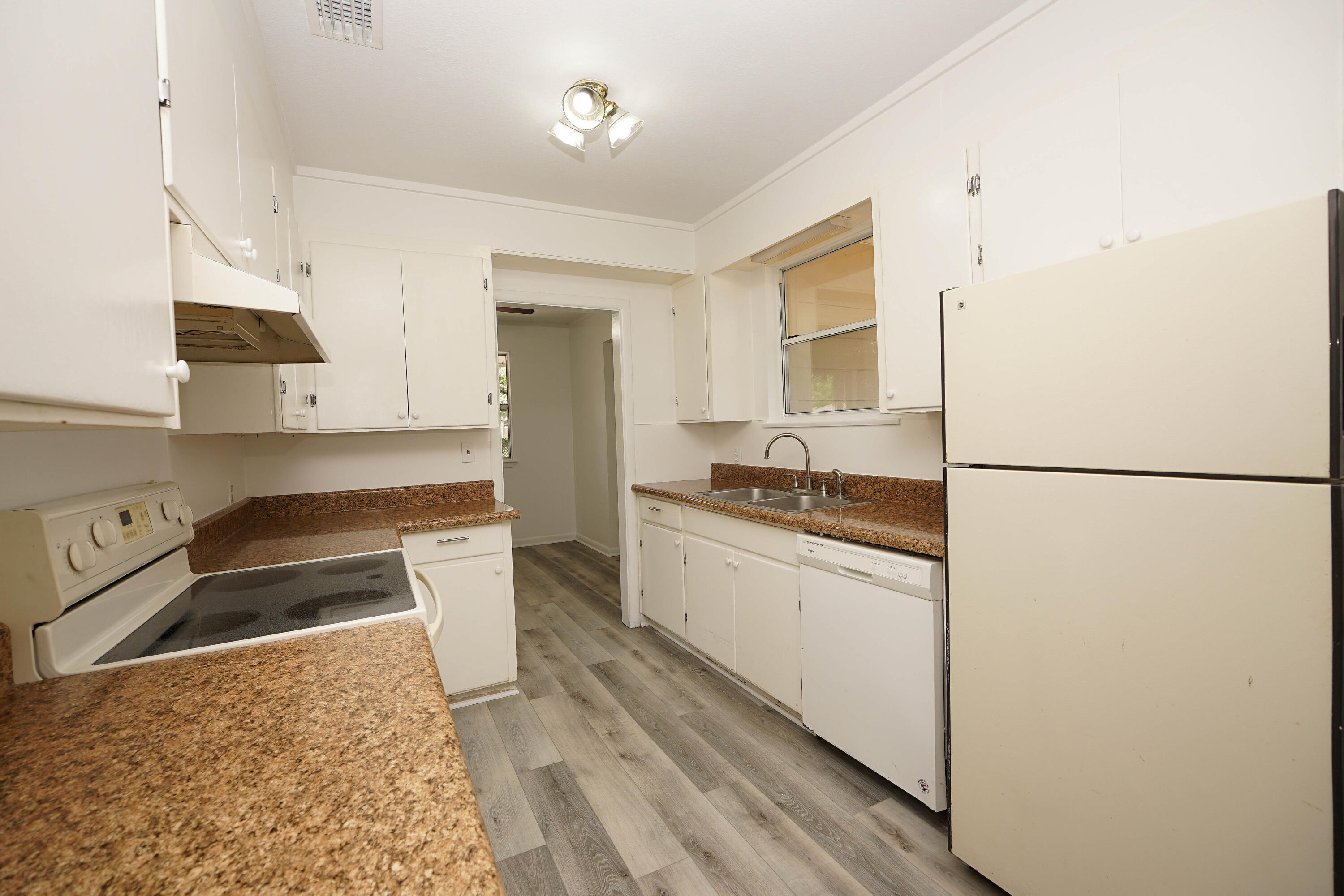 CHOCTAWMAR S/D - Residential Lease