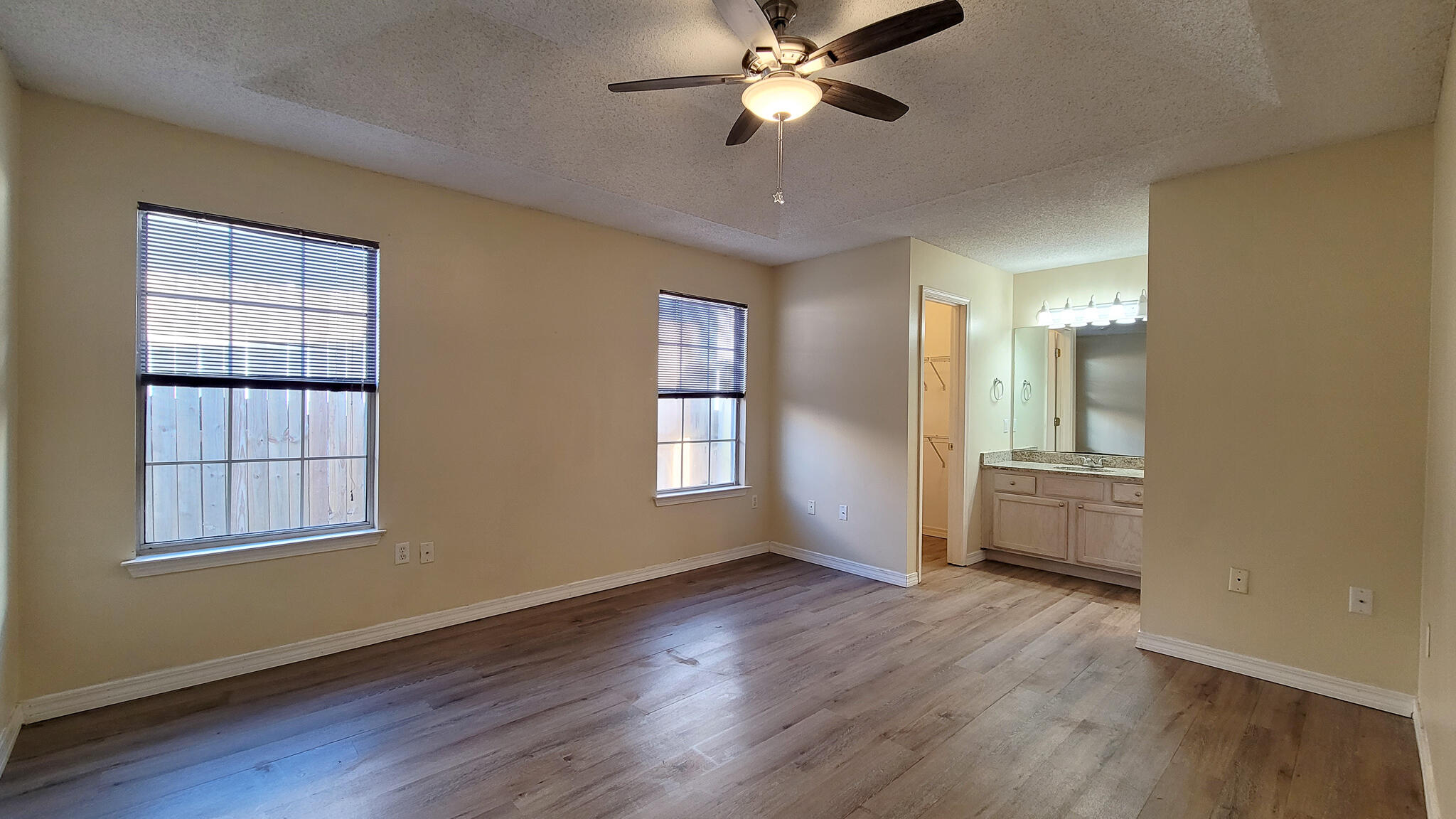 SCRANTON ESTATES - Residential