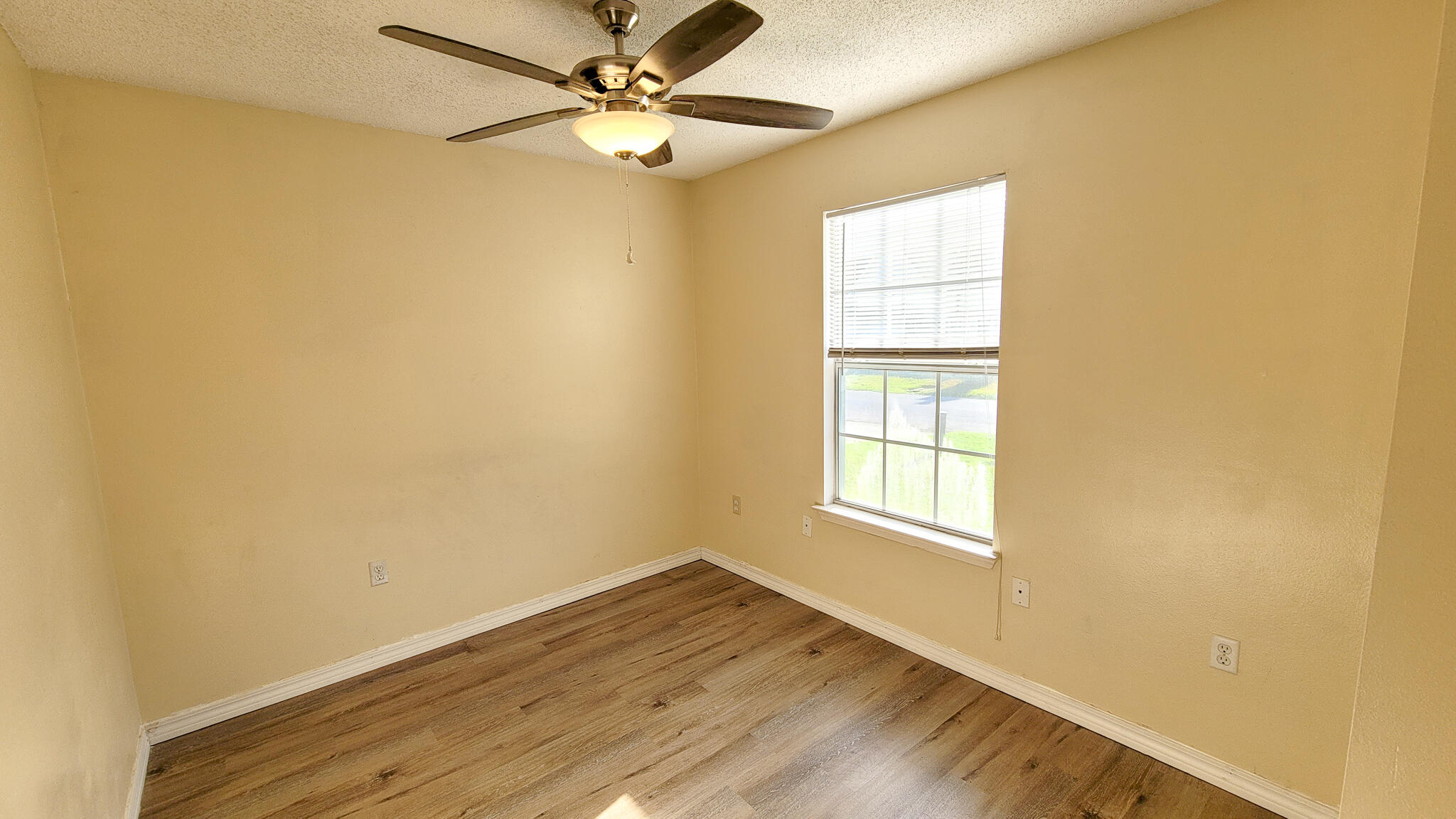 SCRANTON ESTATES - Residential