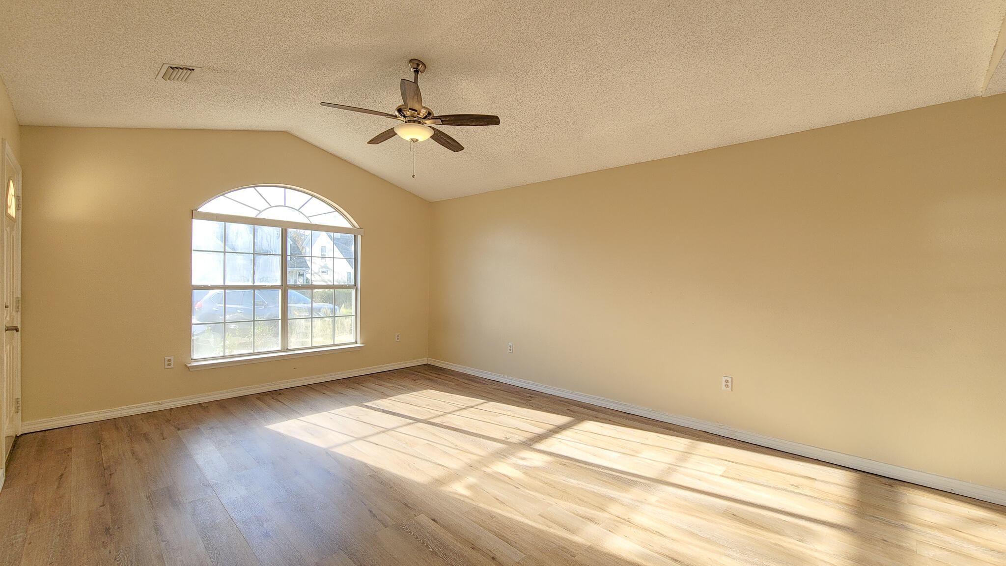 SCRANTON ESTATES - Residential