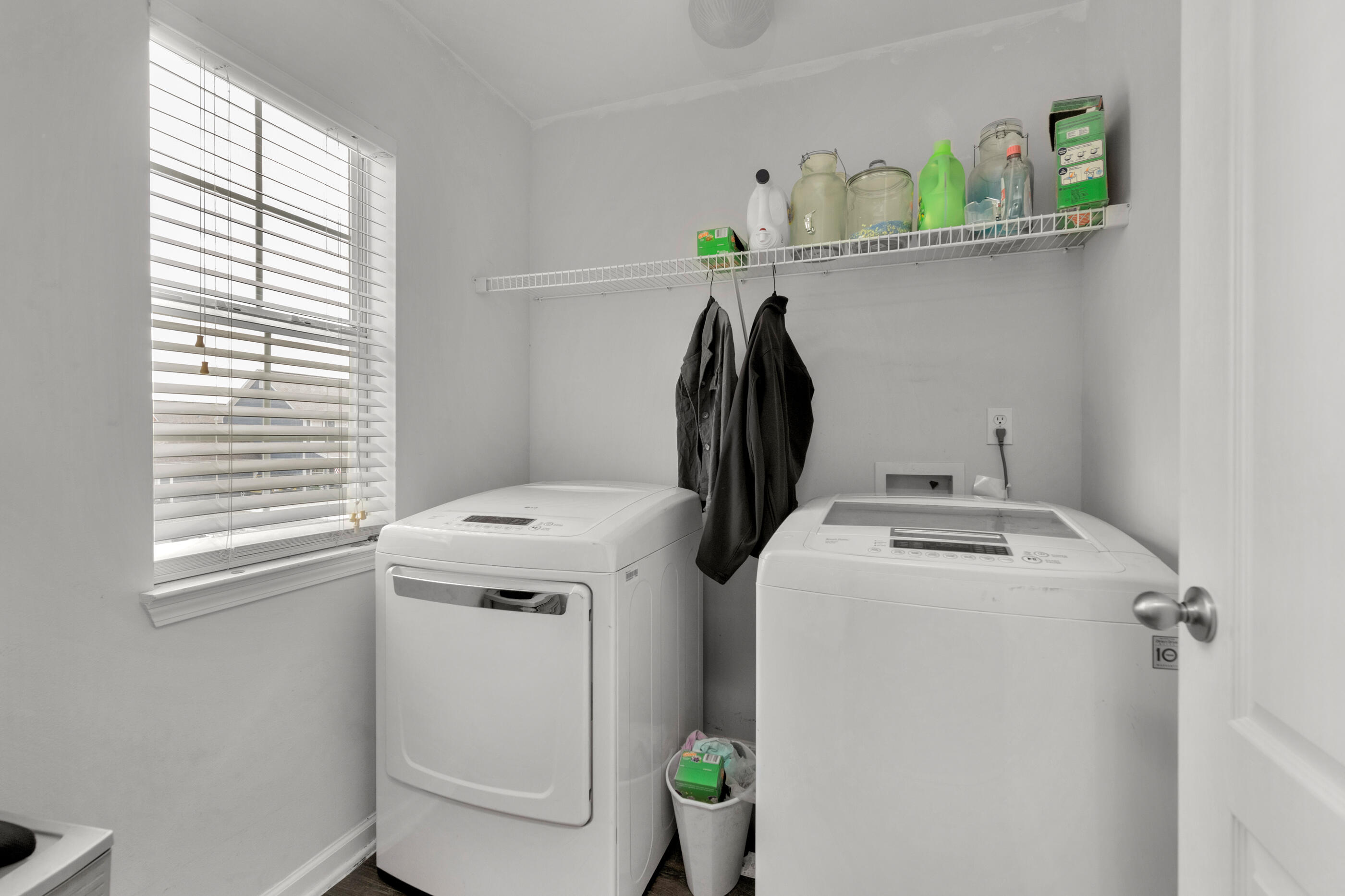 SANDY RIDGE ESTATES - Residential