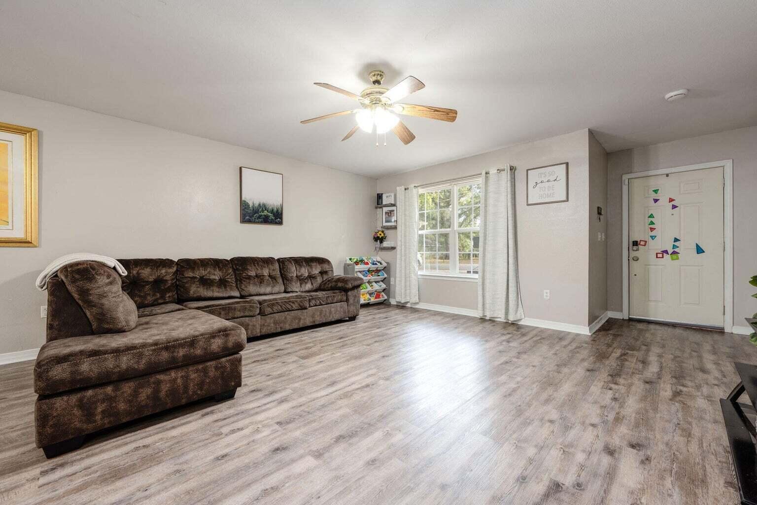 MORRIS ADDN TO CRESTVIEW - Residential Lease