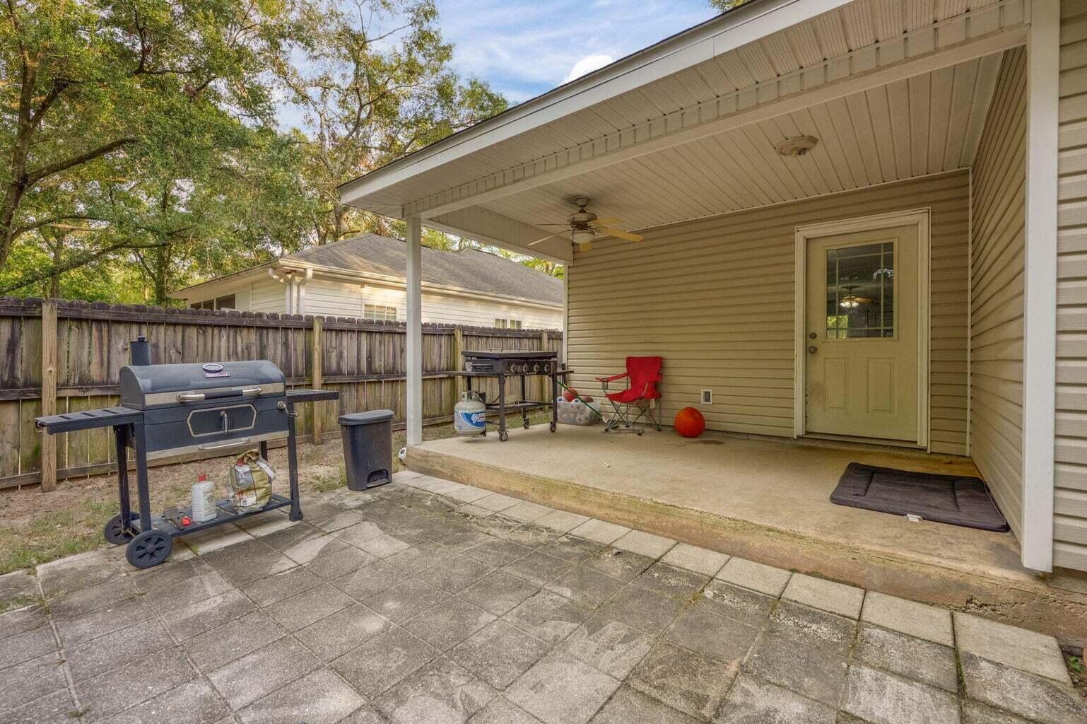 MORRIS ADDN TO CRESTVIEW - Residential Lease