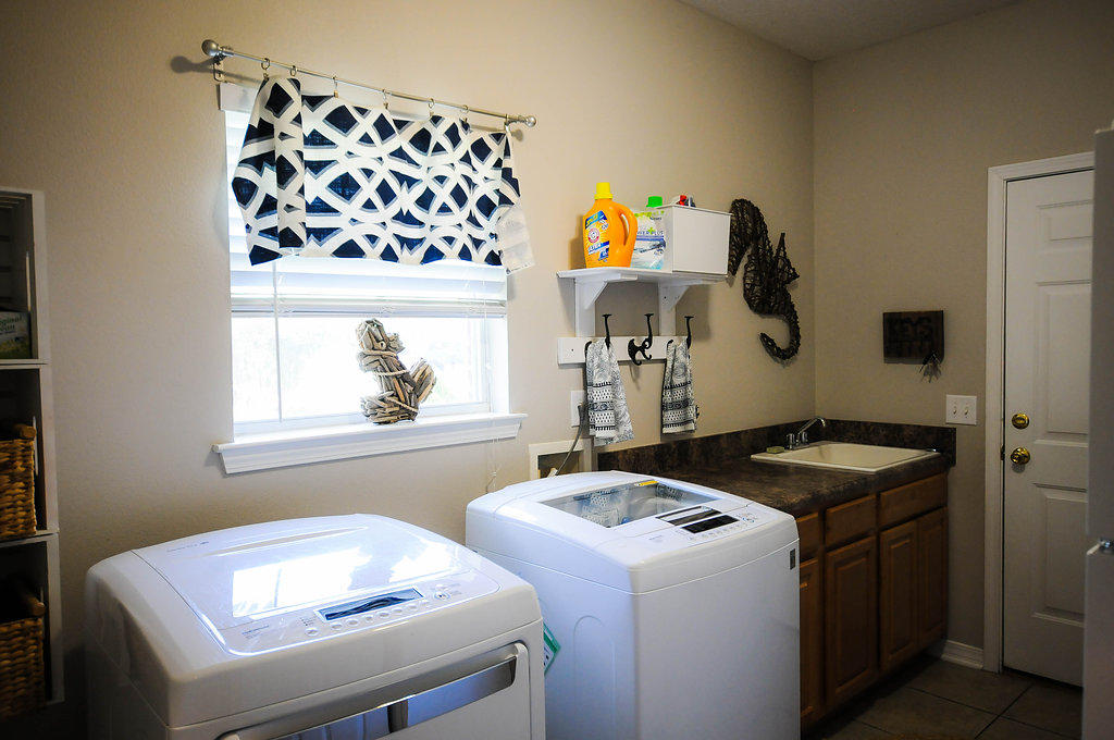 QUAYSIDE VILLAGE PH III - Residential