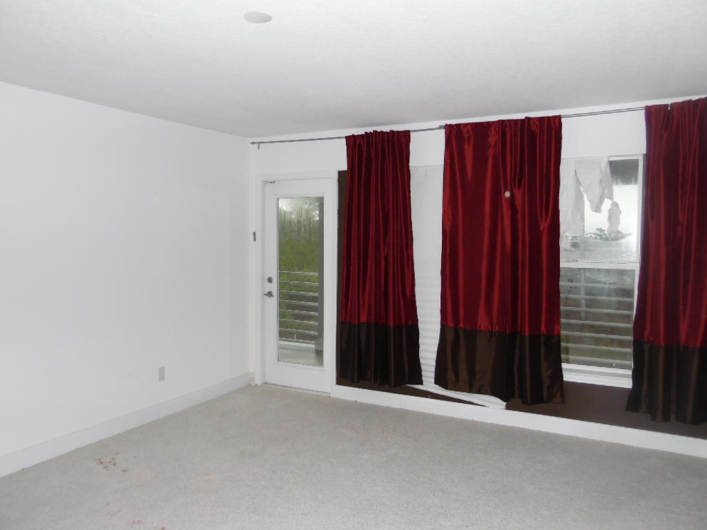 SPARKLING WATERS - Residential