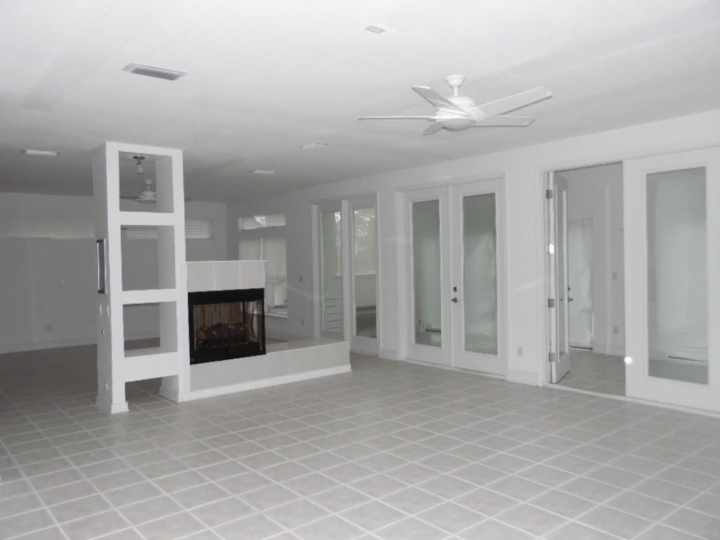 SPARKLING WATERS - Residential