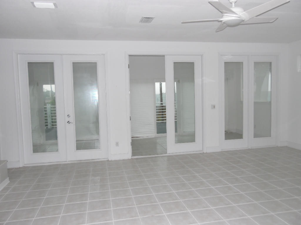 SPARKLING WATERS - Residential