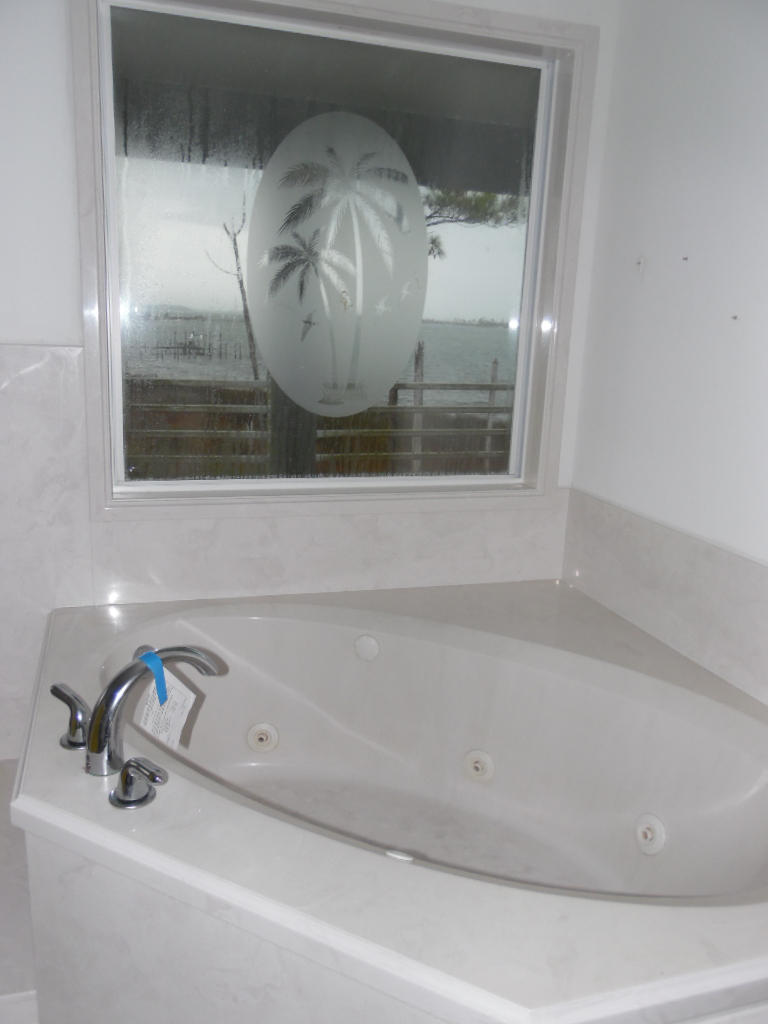 SPARKLING WATERS - Residential