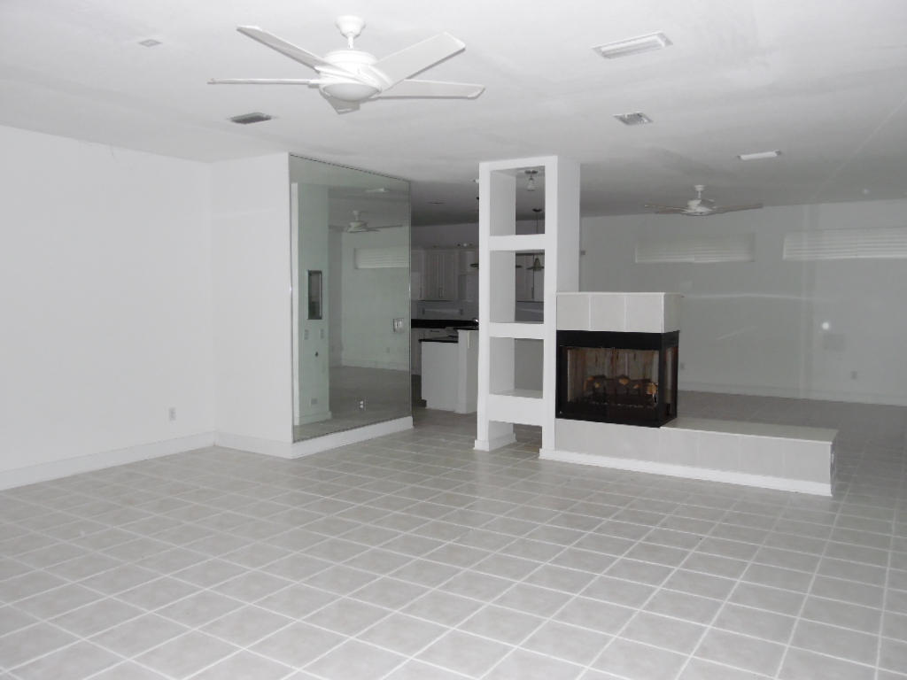 SPARKLING WATERS - Residential