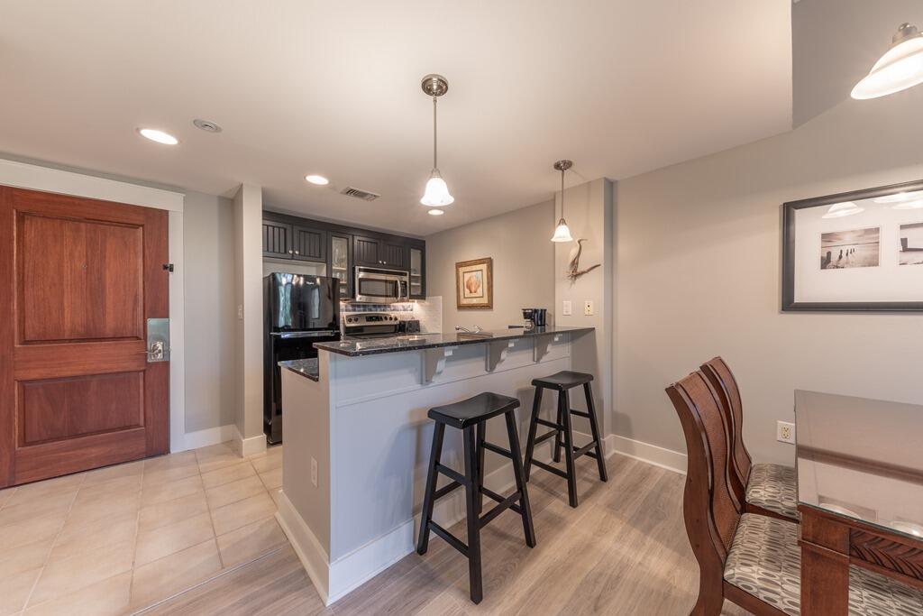 OBSERVATION POINT - Residential