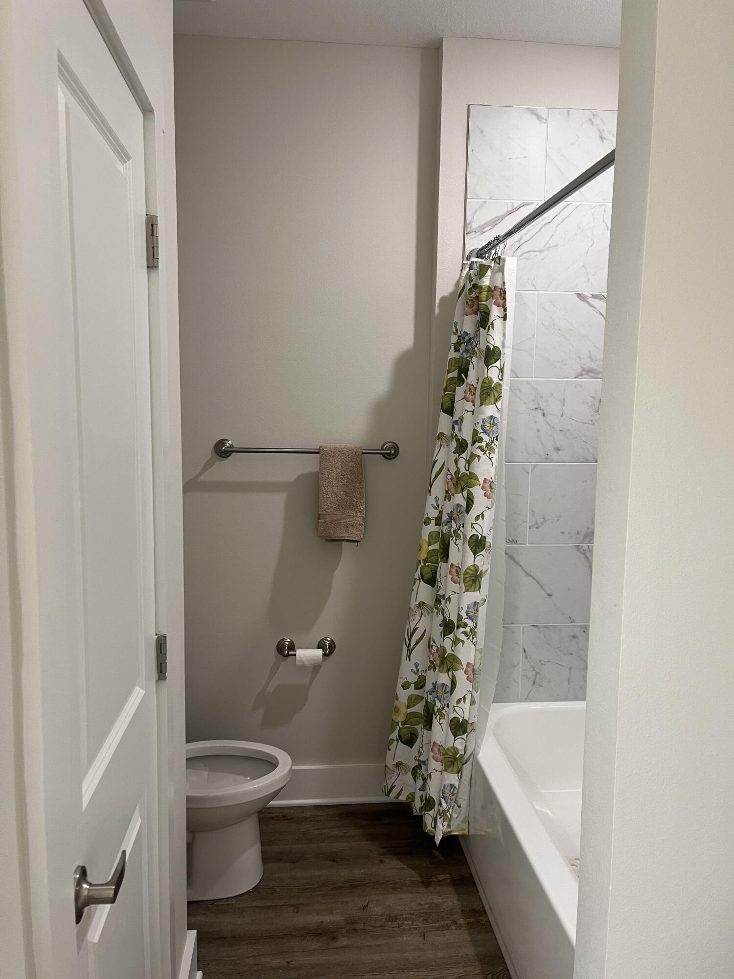 ENCLAVE PH 1 - Residential Lease