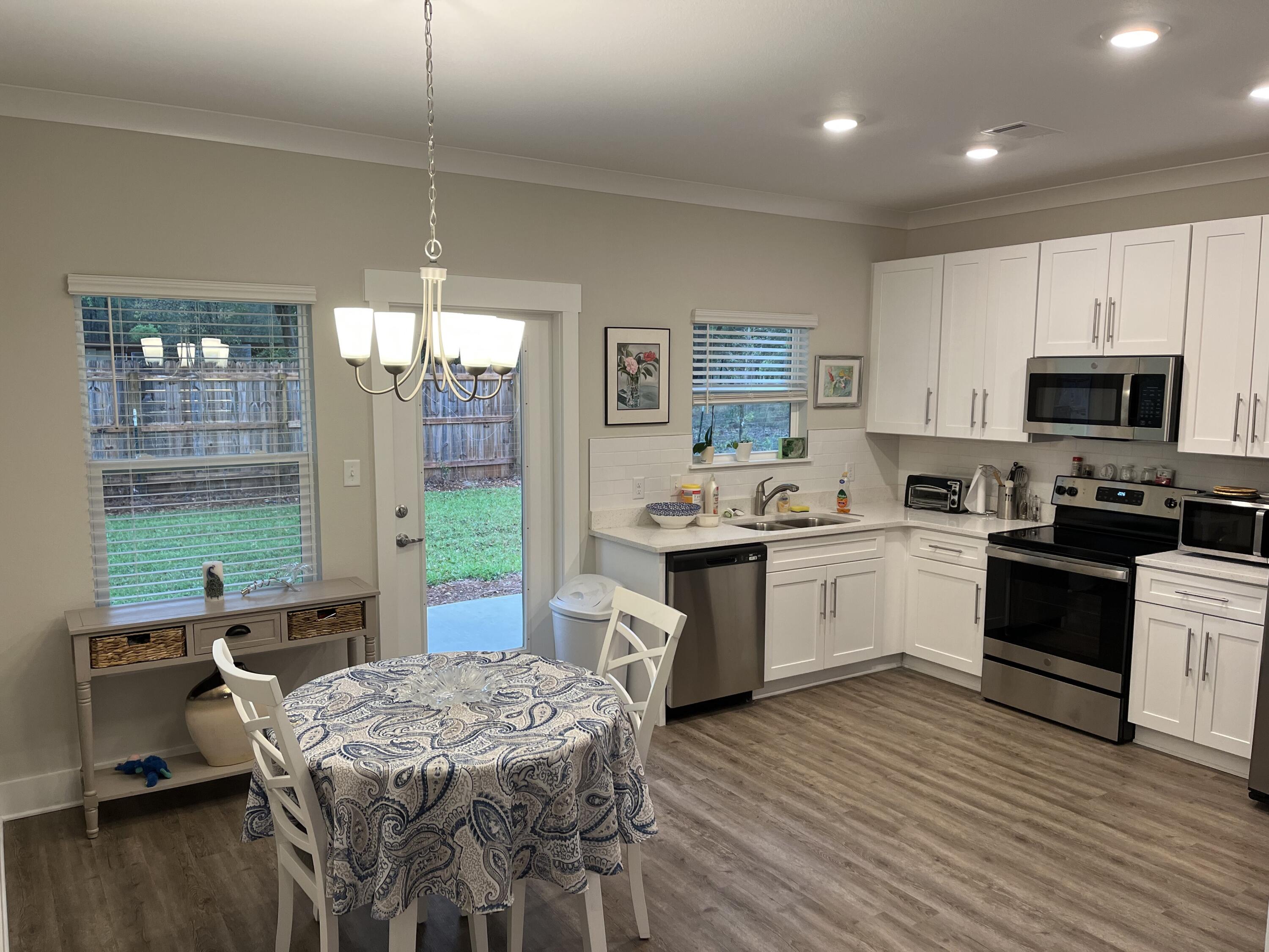 ENCLAVE PH 1 - Residential Lease