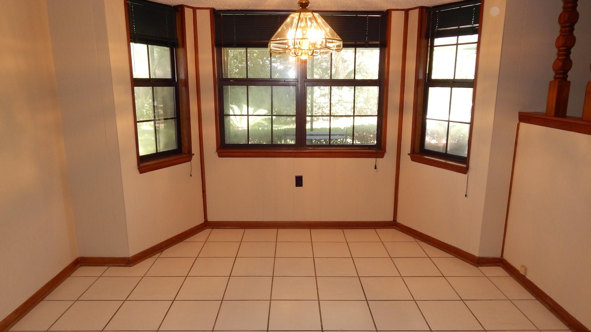 LAKE LORRAINE ESTATES 3 - Residential