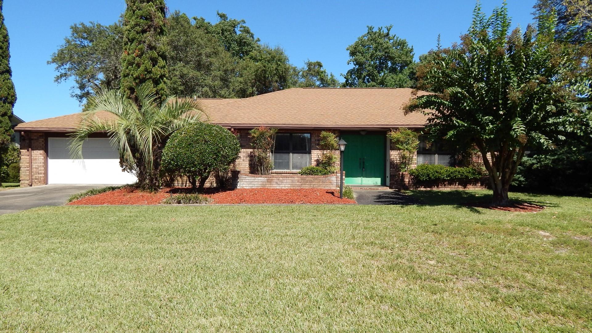 LAKE LORRAINE ESTATES 3 - Residential