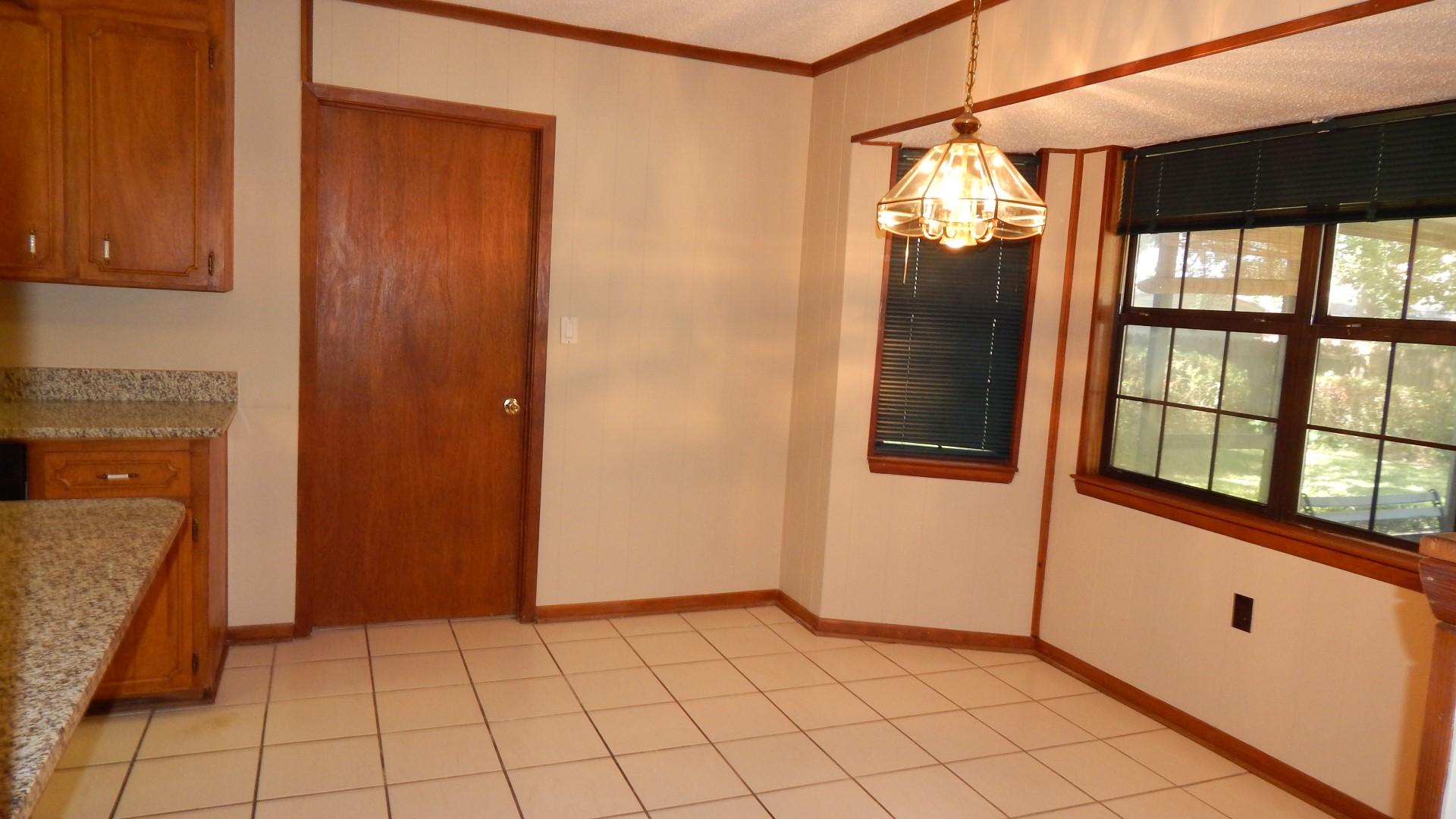 LAKE LORRAINE ESTATES 3 - Residential