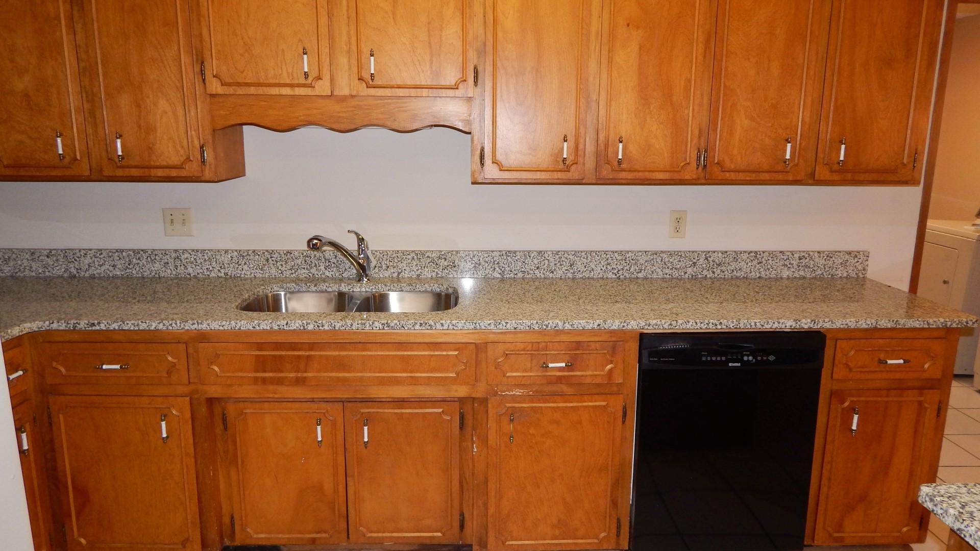 LAKE LORRAINE ESTATES 3 - Residential