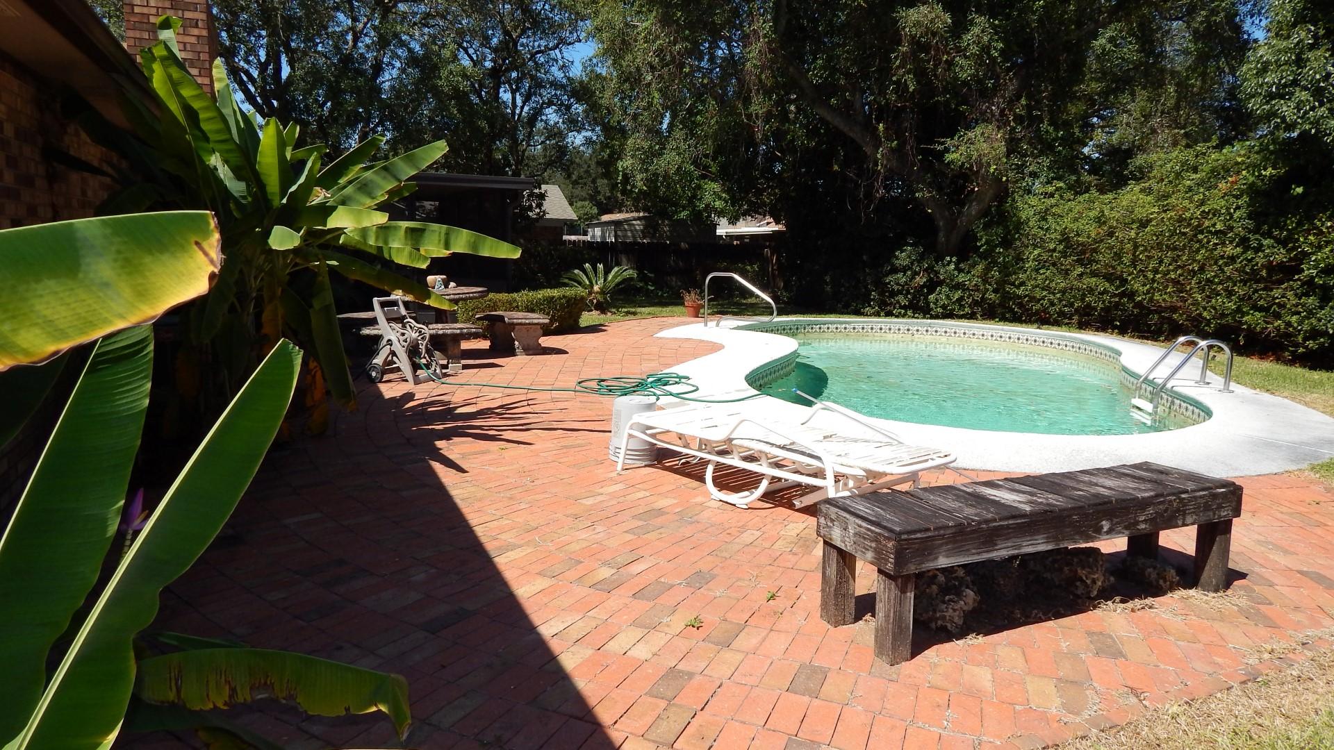 LAKE LORRAINE ESTATES 3 - Residential