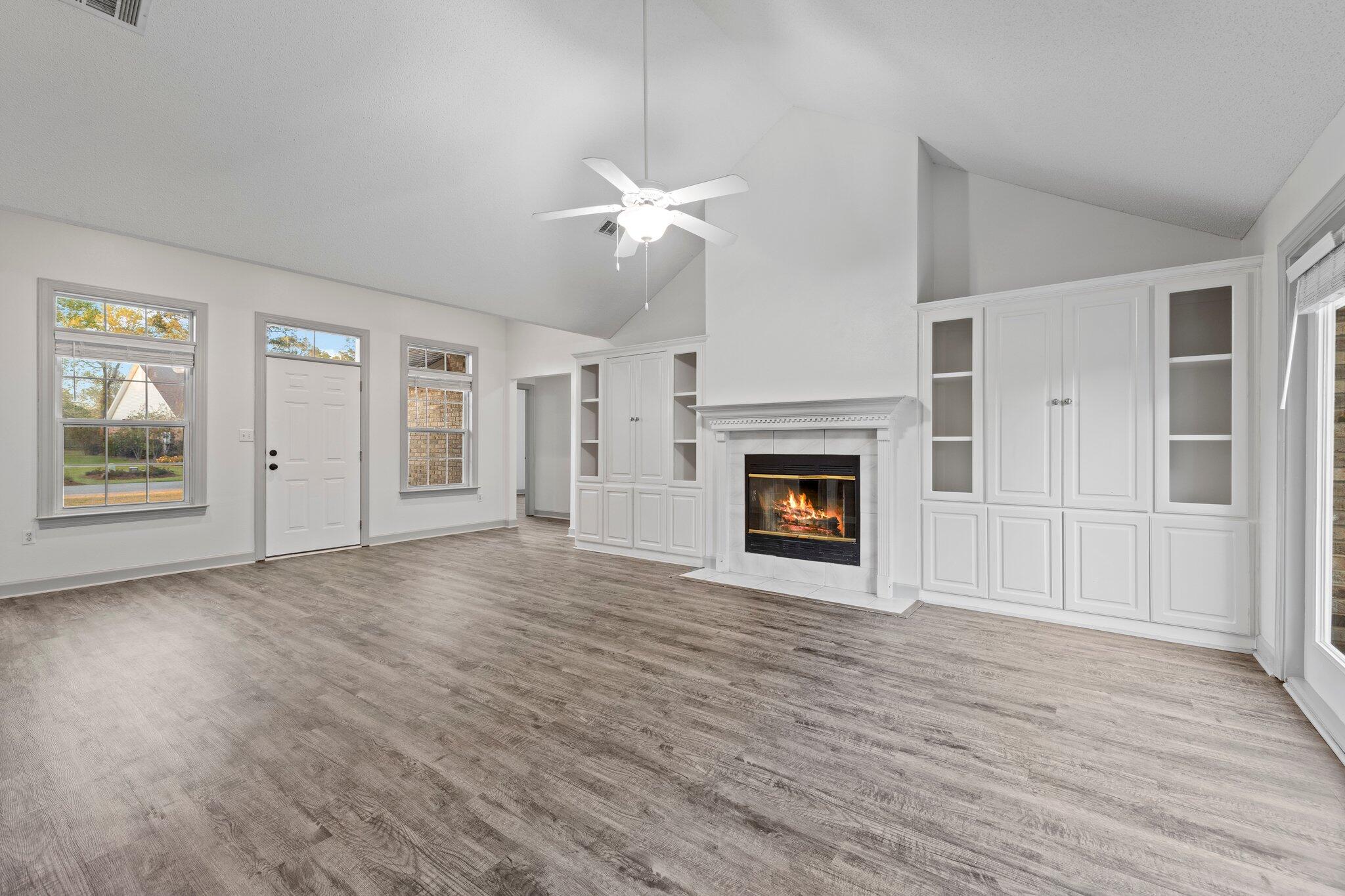 HUNTINGTON S/D PH 3 - Residential Lease