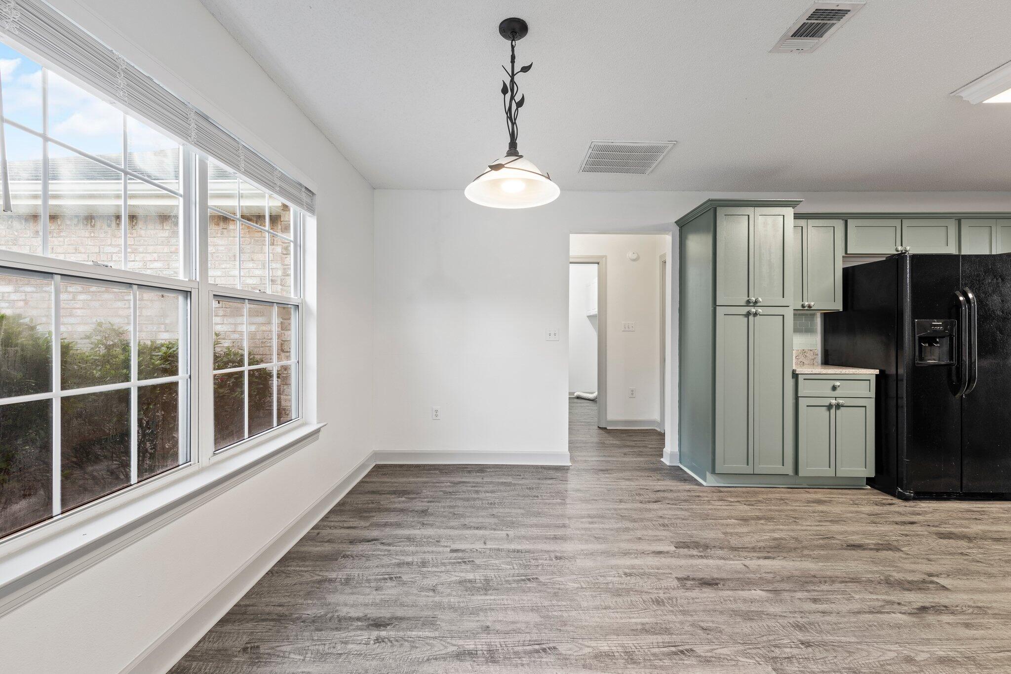 HUNTINGTON S/D PH 3 - Residential Lease