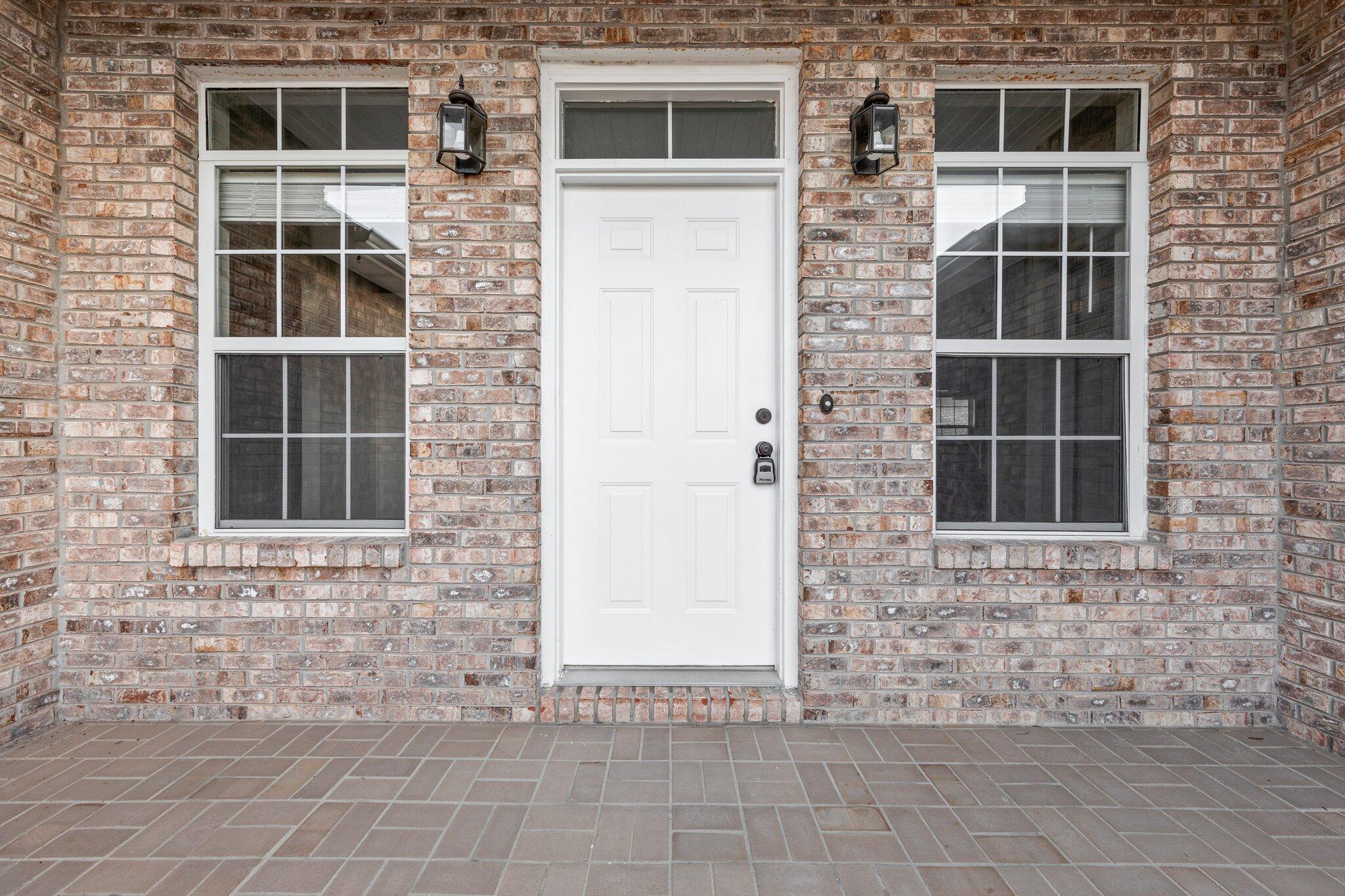 HUNTINGTON S/D PH 3 - Residential Lease