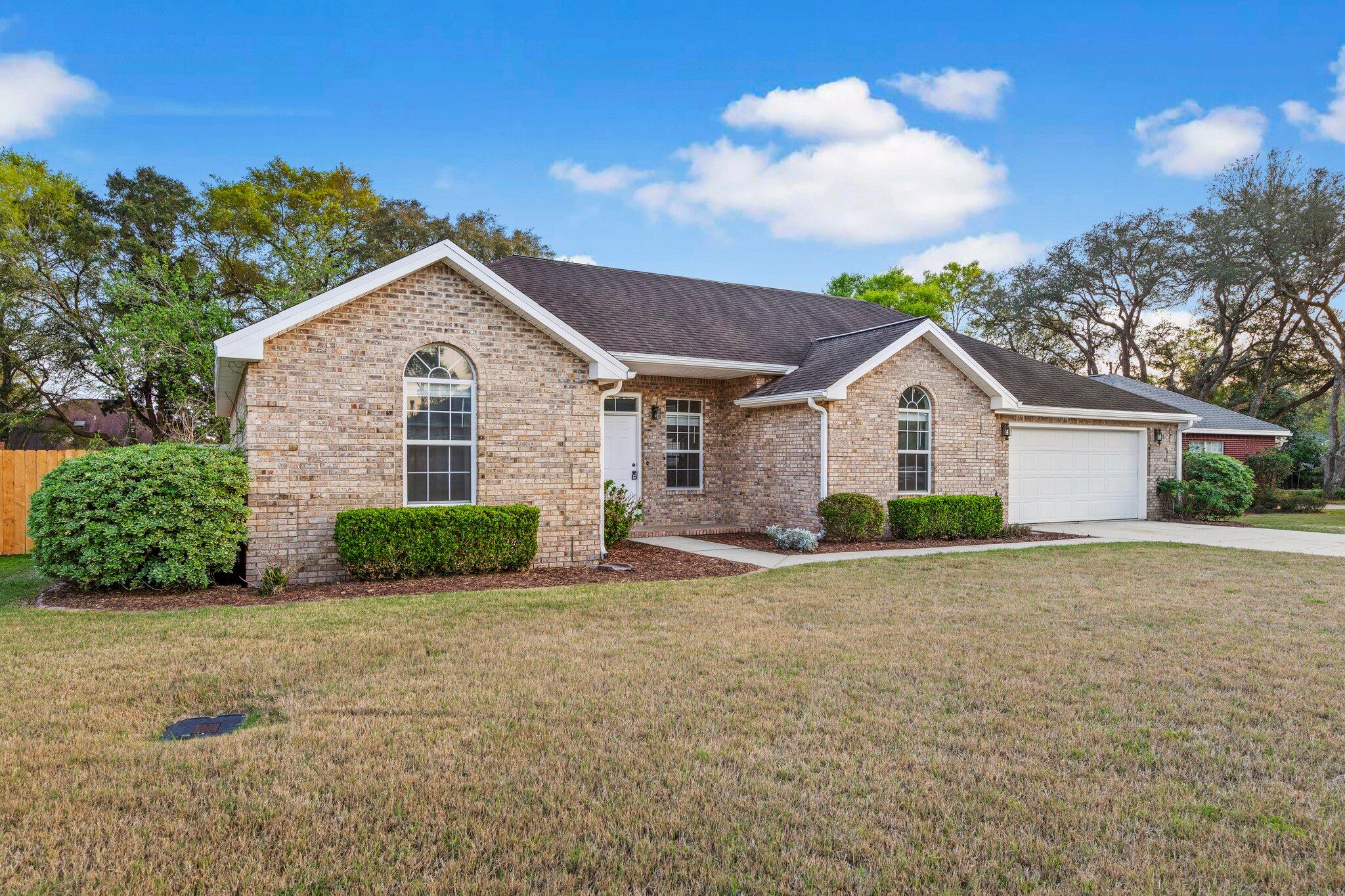 HUNTINGTON S/D PH 3 - Residential Lease