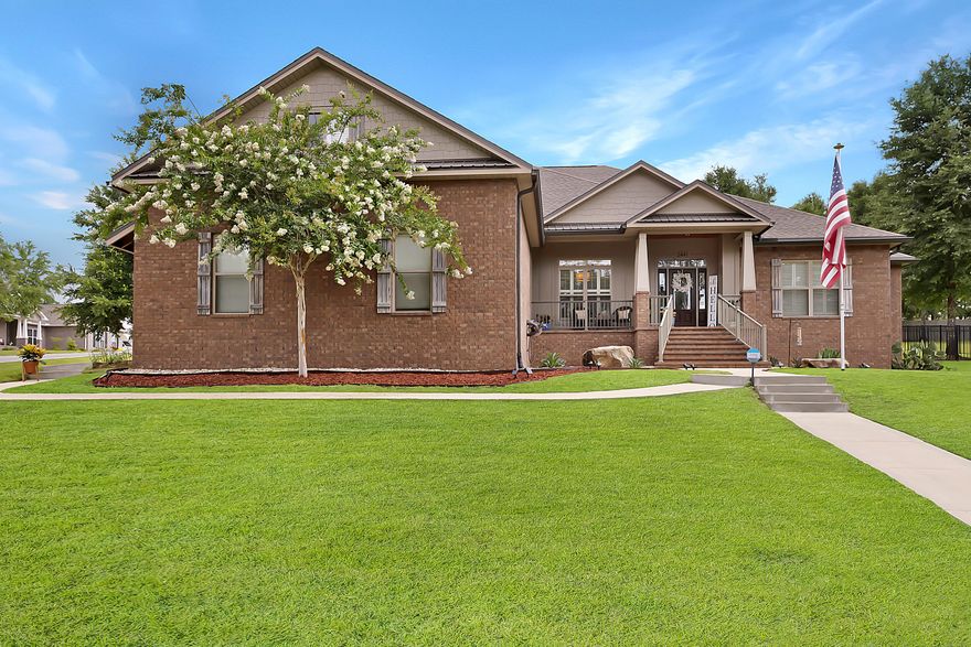 *Accepting At Last! The home of your dreams is waiting on itsnew owner. Don't miss this charming craftsmanstyle custom home in the quiet gated community ofColony Ridge PH II. Located on an oversized cornerlot, with a massive pool enclosure and a large,heated concrete pool and beautiful front and backporches with stained wood ceilings. This home isfully custom from the large porches to theenormous chef's kitchen with designer high-endappliances, and elegant custom cabinetry with softclose drawers and doors. Keep your food freshlonger in the Frigidaire Professional seriescommercial sized refrigerator. You will love theconvenience of the Fisher & Paykel DoubleDishdrawer Dishwasher, and the sleek style of theSharp Insight Pro Microwave conveniently locatedin the island to sa